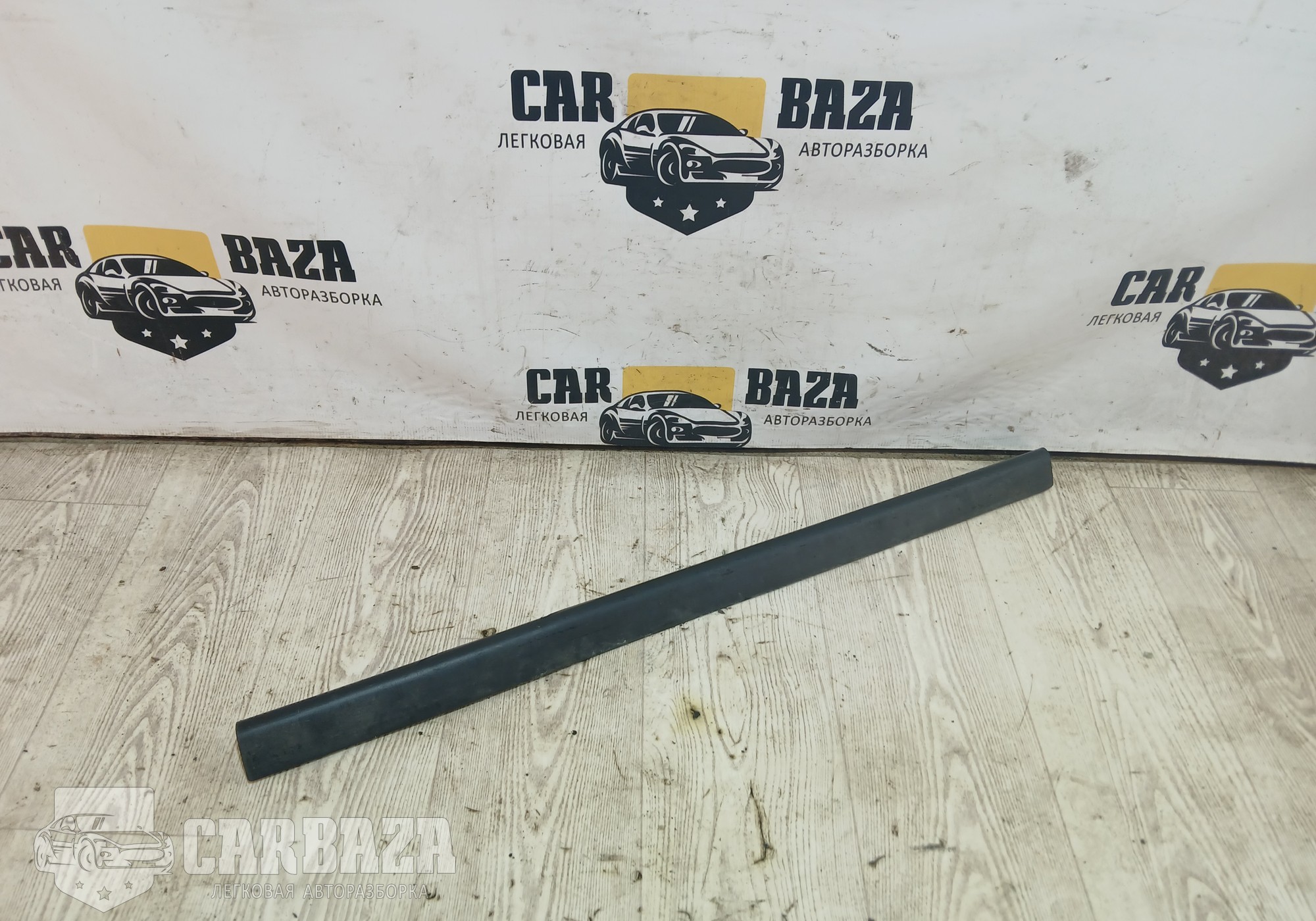 EG2151RA1 Молдинг двери передний правый для Mazda CX-7 (с 2006 по 2012)