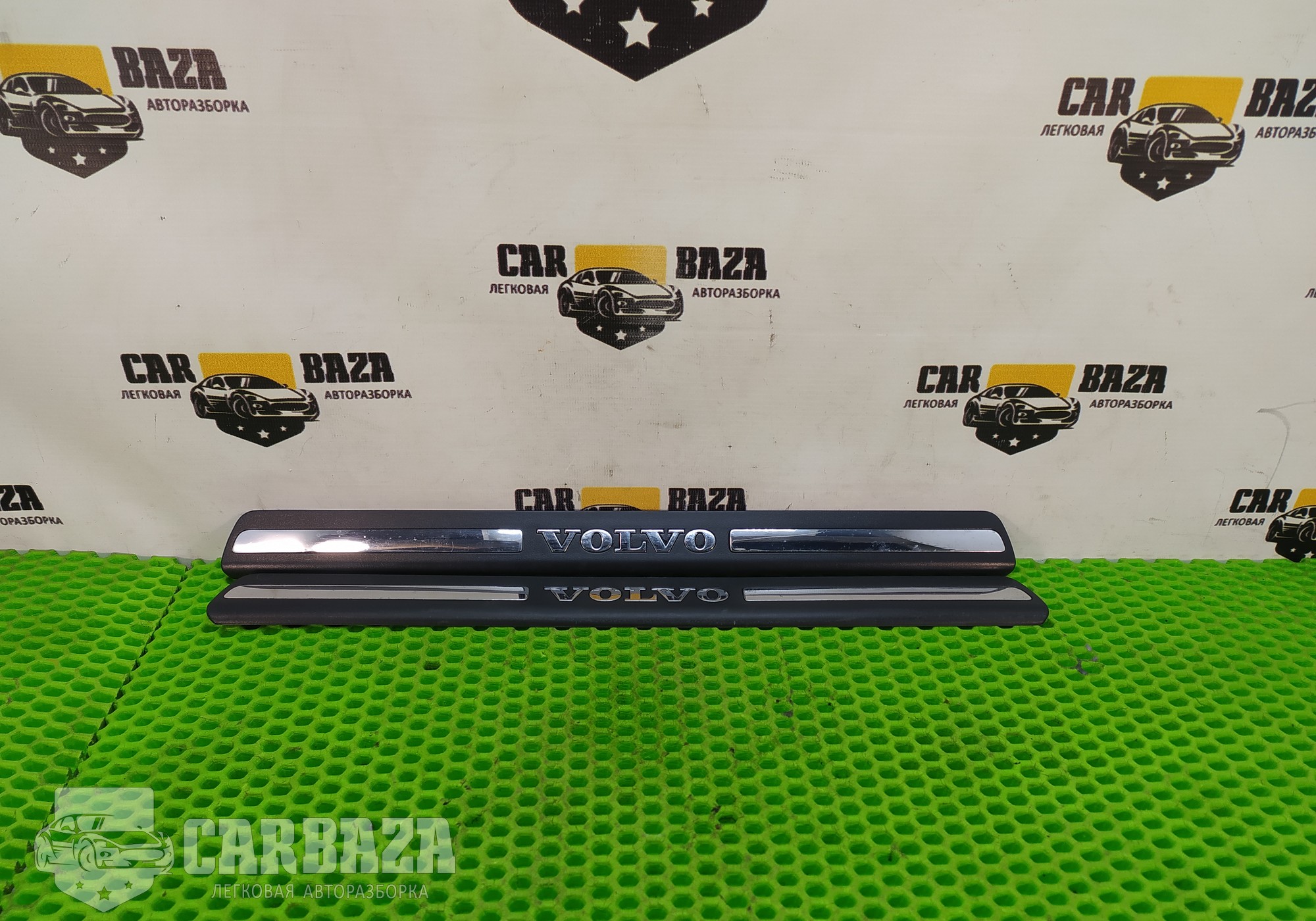 8659960 Накладки порогов внутренние (комплект) R\L для Volvo S80 II (с 2006 по 2016)