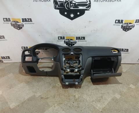 1496316 Передняя панель салона (торпедо) для Ford Focus II (с 2004 по 2011)