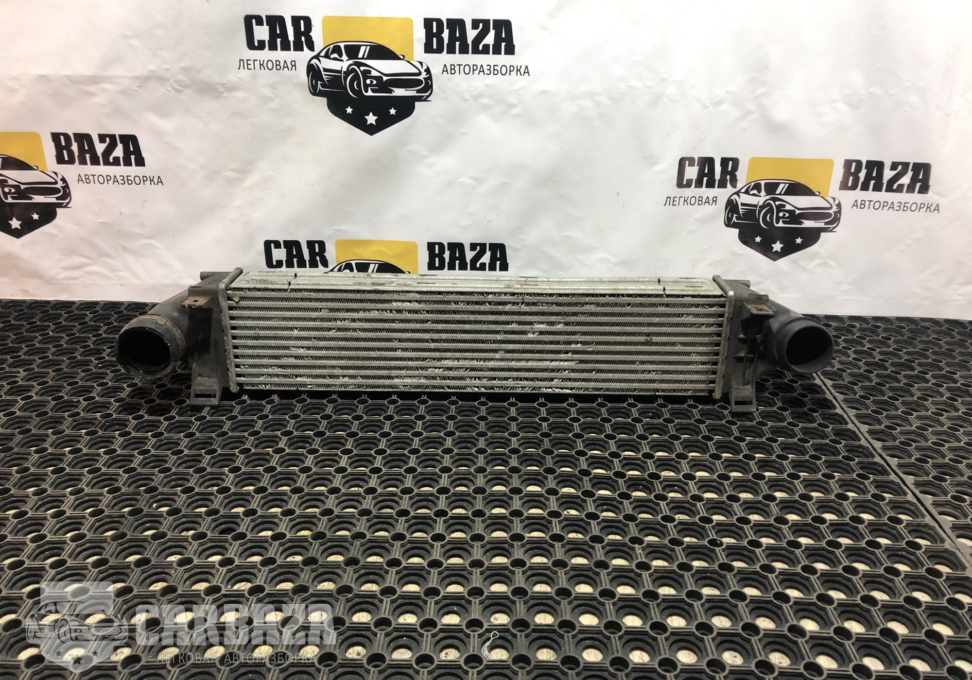 6G919L440DD Интеркулер D5244T 5 дизель 2.4 для Volvo S80