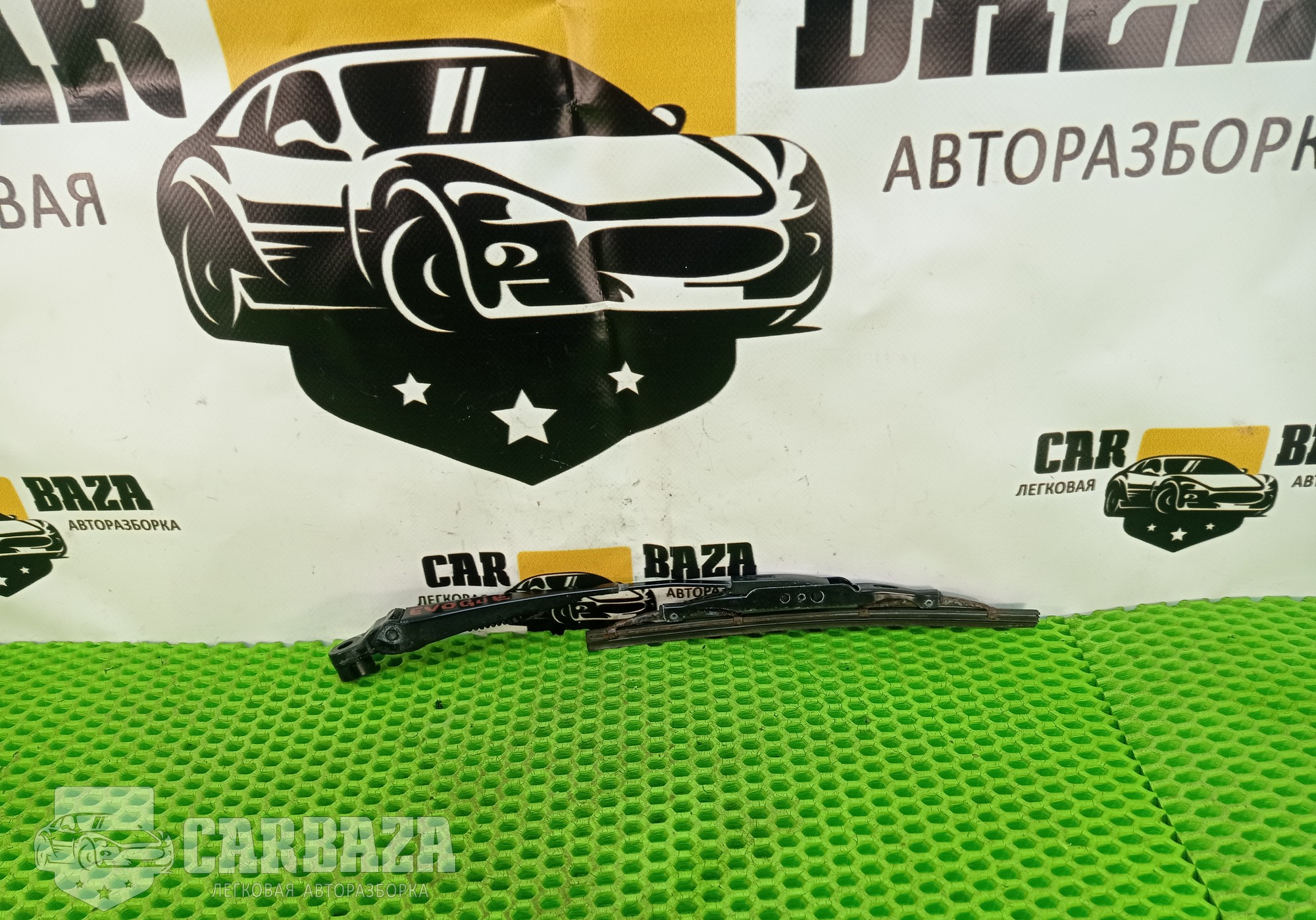 BJ3217C403BC Поводок стеклоочистителя задний для Land Rover Range Rover Evoque (с 2011)