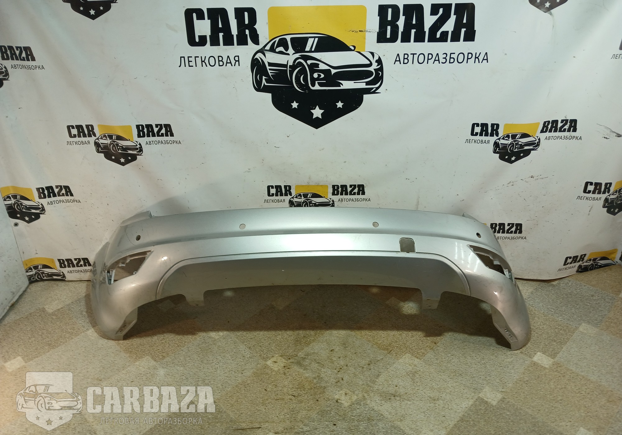 8M51A17906 Бампер задний для Ford Focus II (с 2004 по 2011)