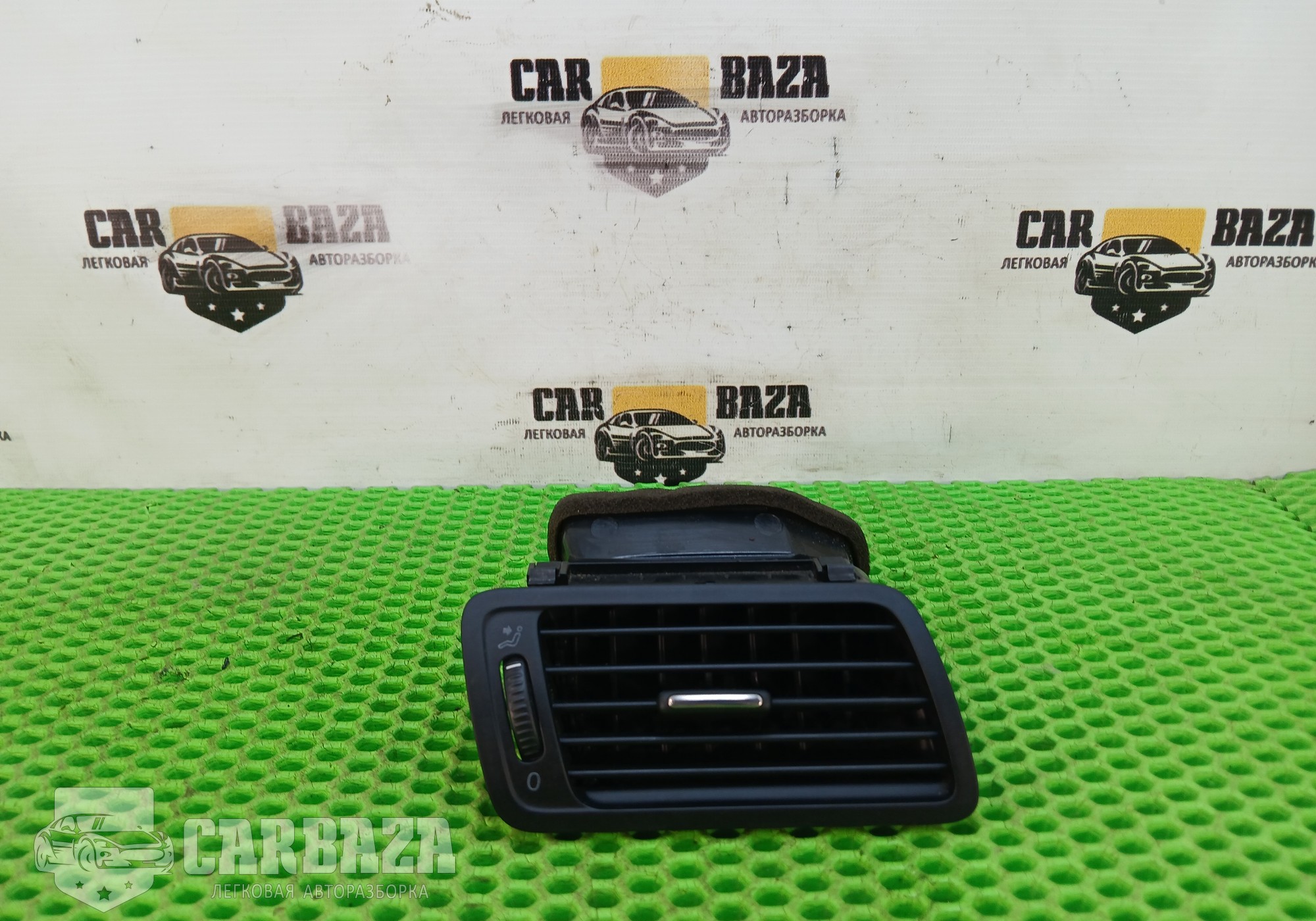 3C1819702F Дефлектор воздушный правый для Volkswagen Passat B6 (с 2005 по 2011)