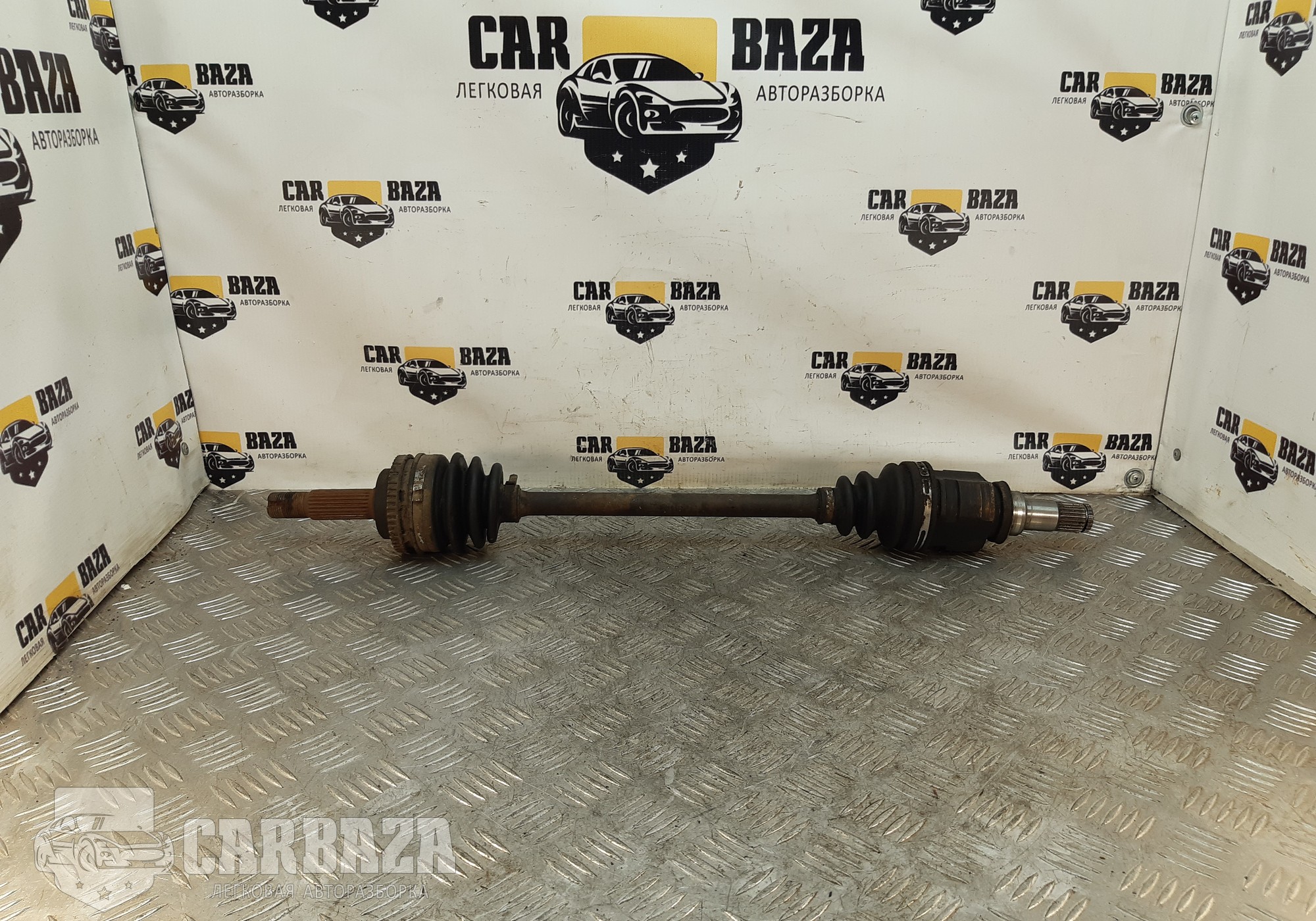4342052110 Привод передний левый для Toyota Yaris