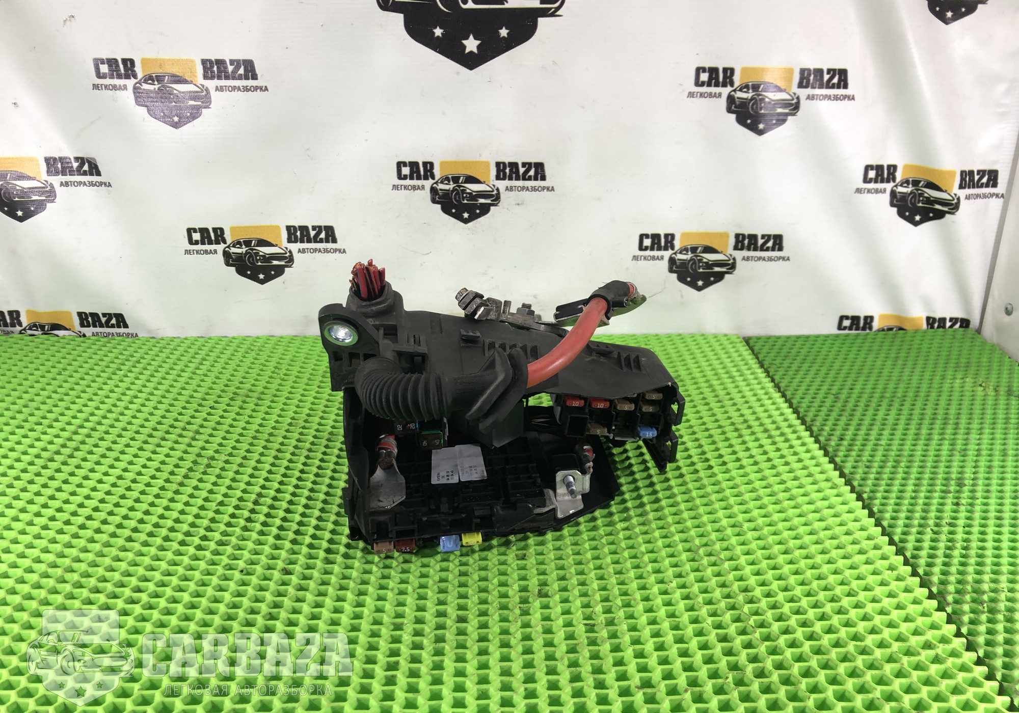 6G9T14A067CA Блок предохранителей под капот для Volvo