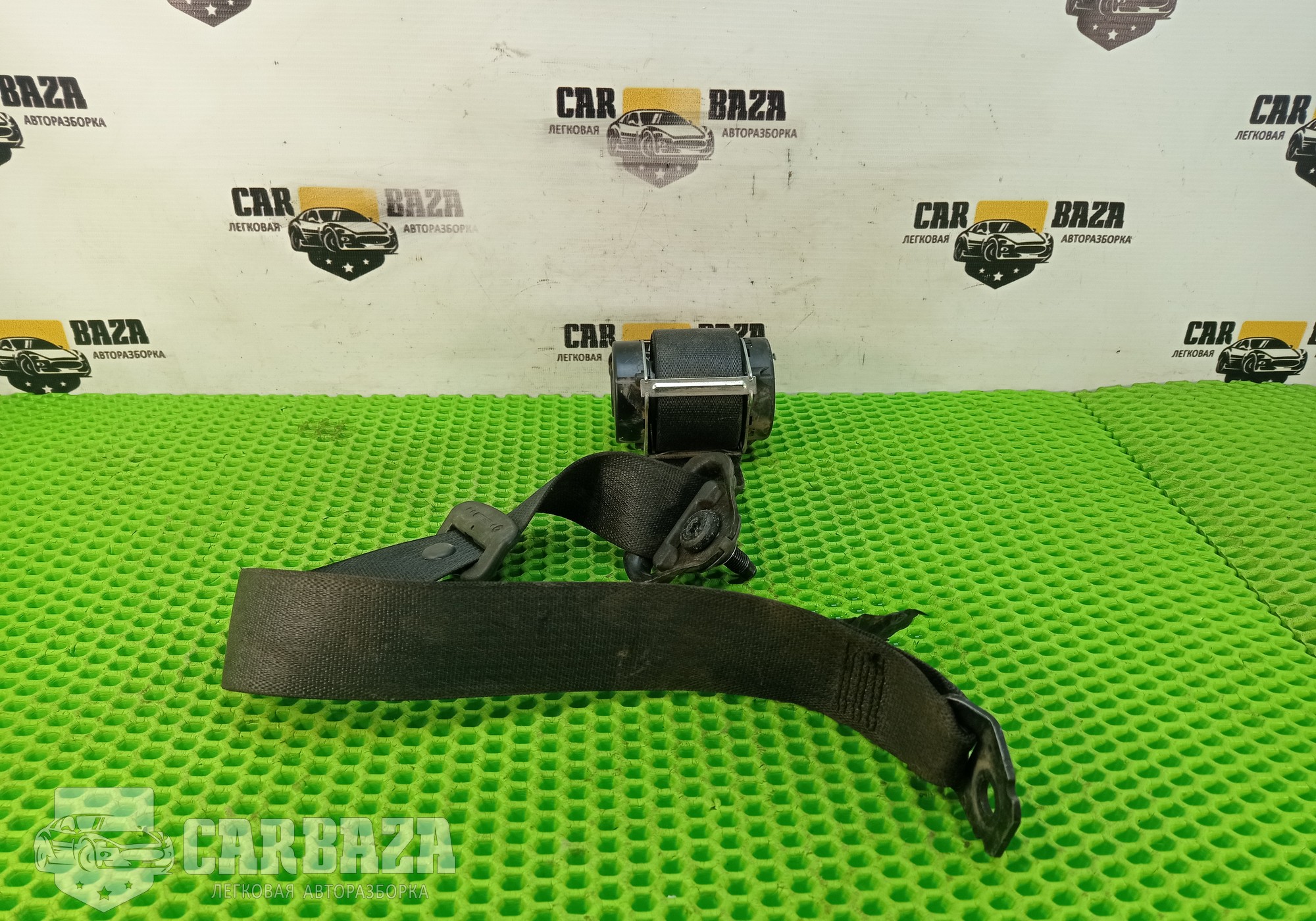13296221 Ремень безопасности задний для Opel Zafira B (с 2005 по 2014)