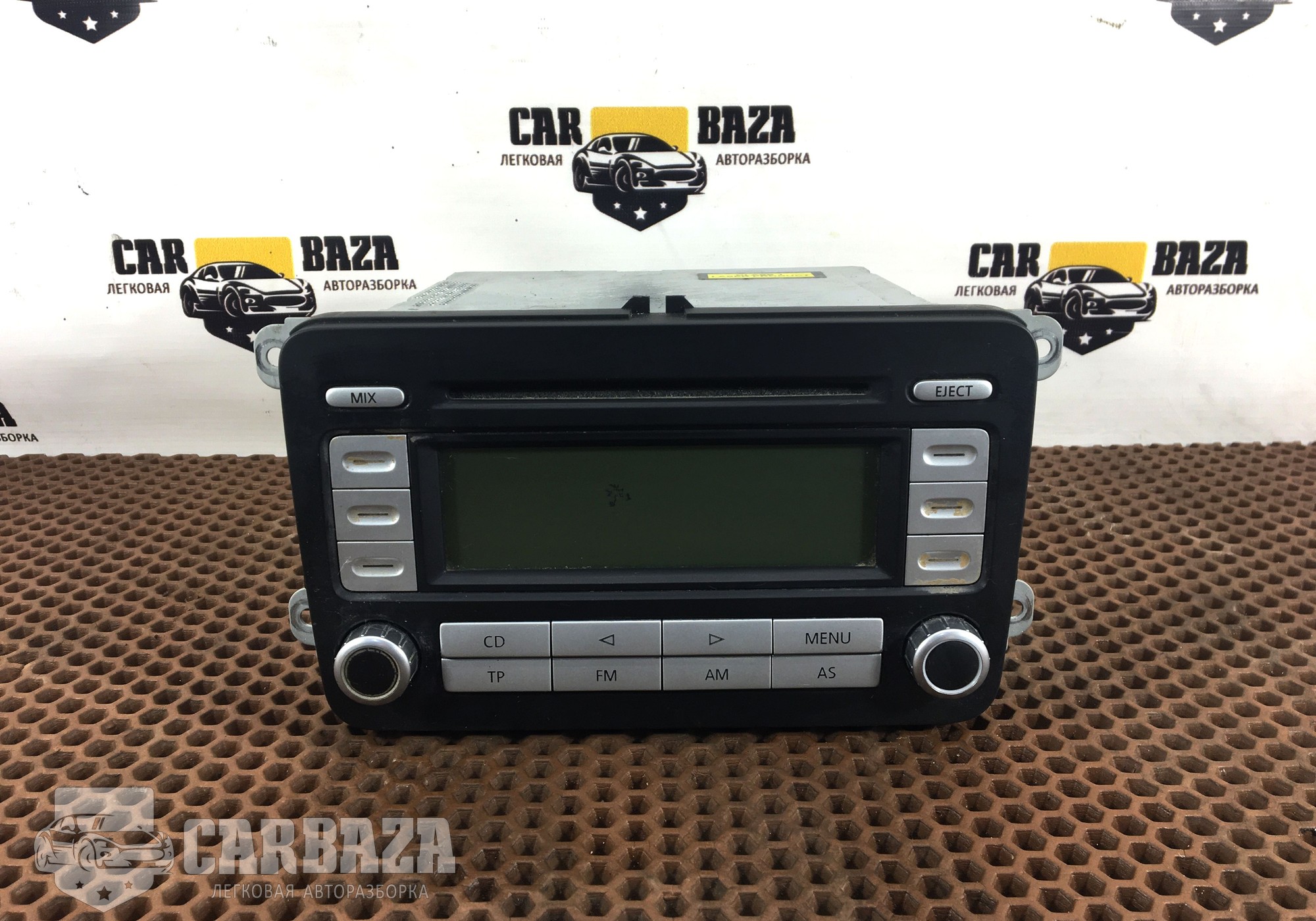 1K0035186T Медиацентр для Volkswagen Jetta