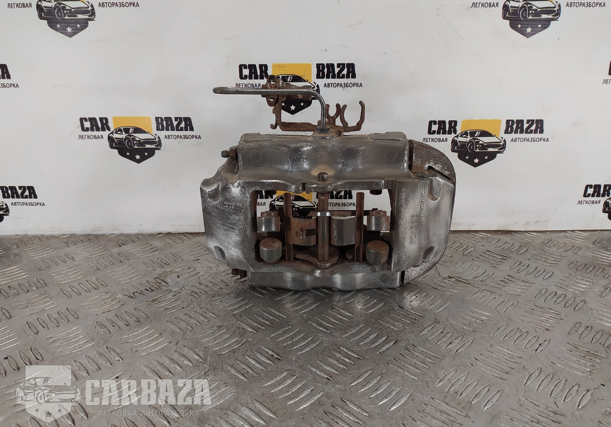 7L6615424L Суппорт тормозной задний правый R для Audi Q7