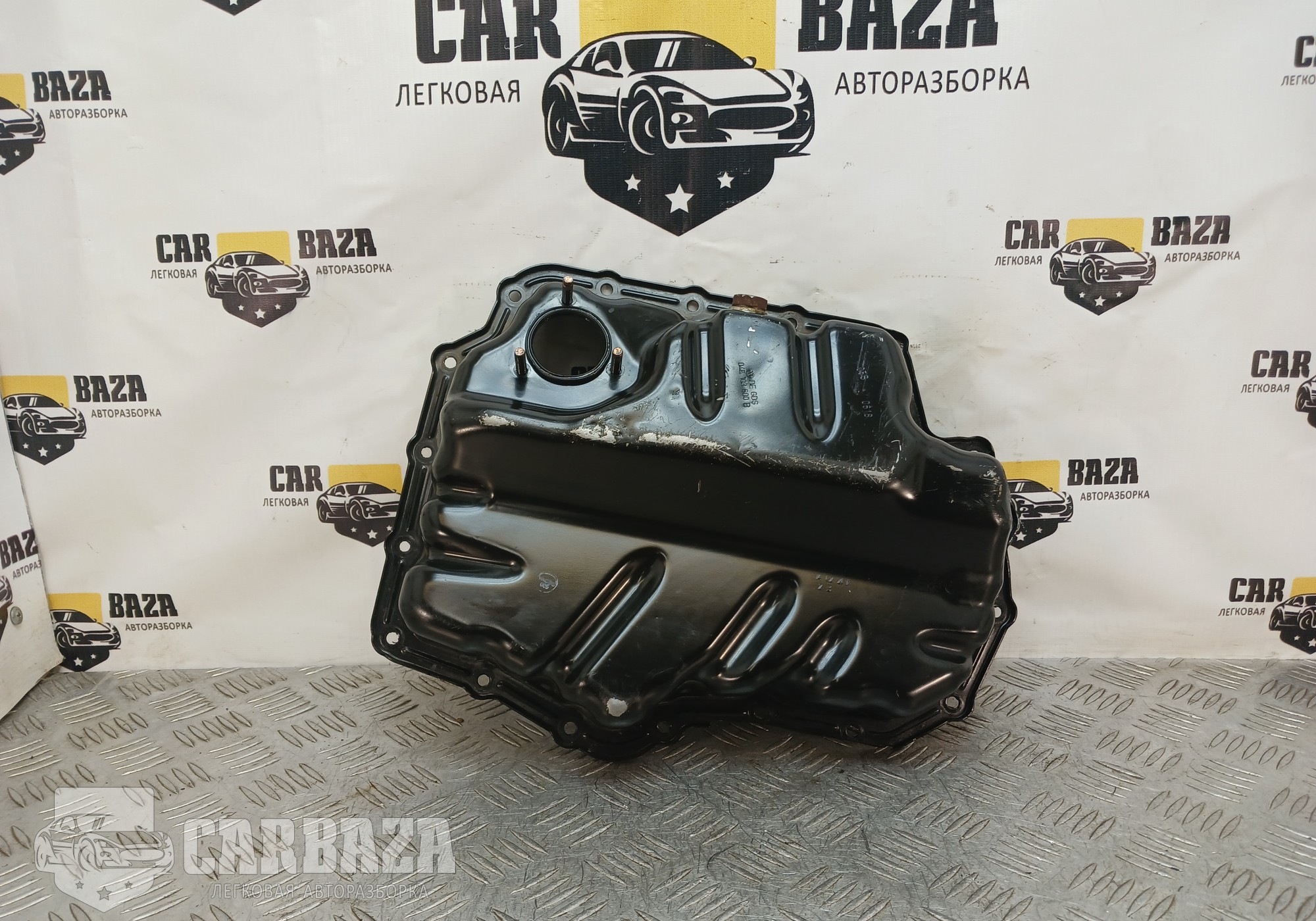 04E103600B Поддон масляный двигателя CZC 1.4