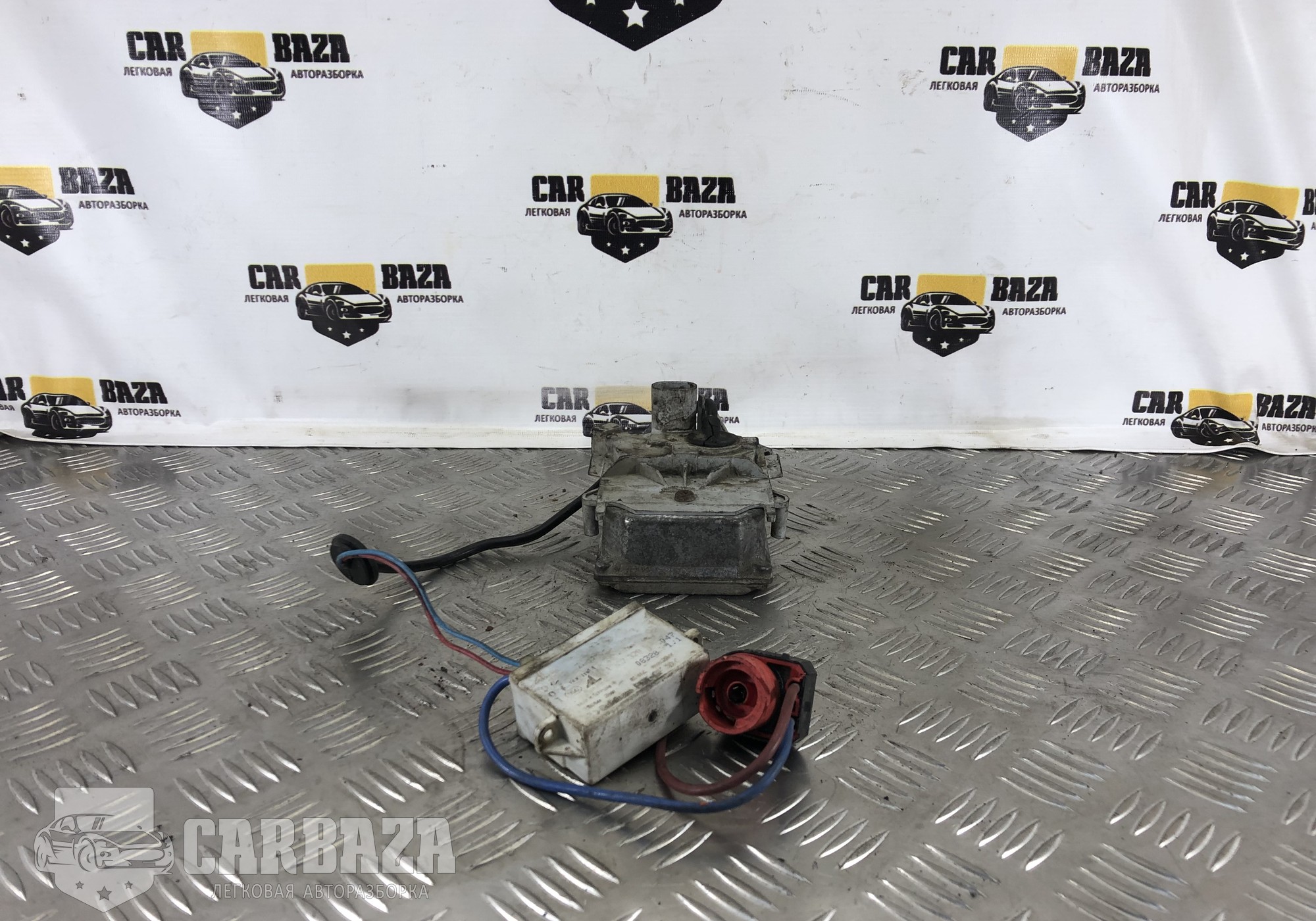 1307329047 Блок розжига ксеноновой лампы для Audi TT