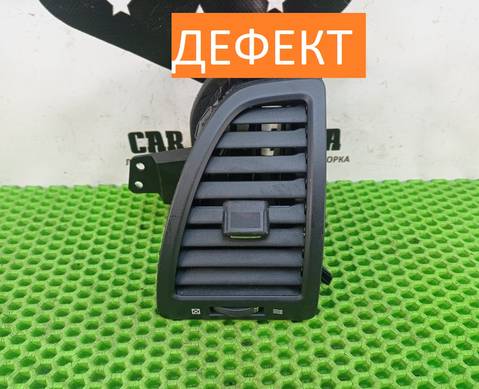 687611CA0B Дефлектор воздушный левый для Infiniti QX70