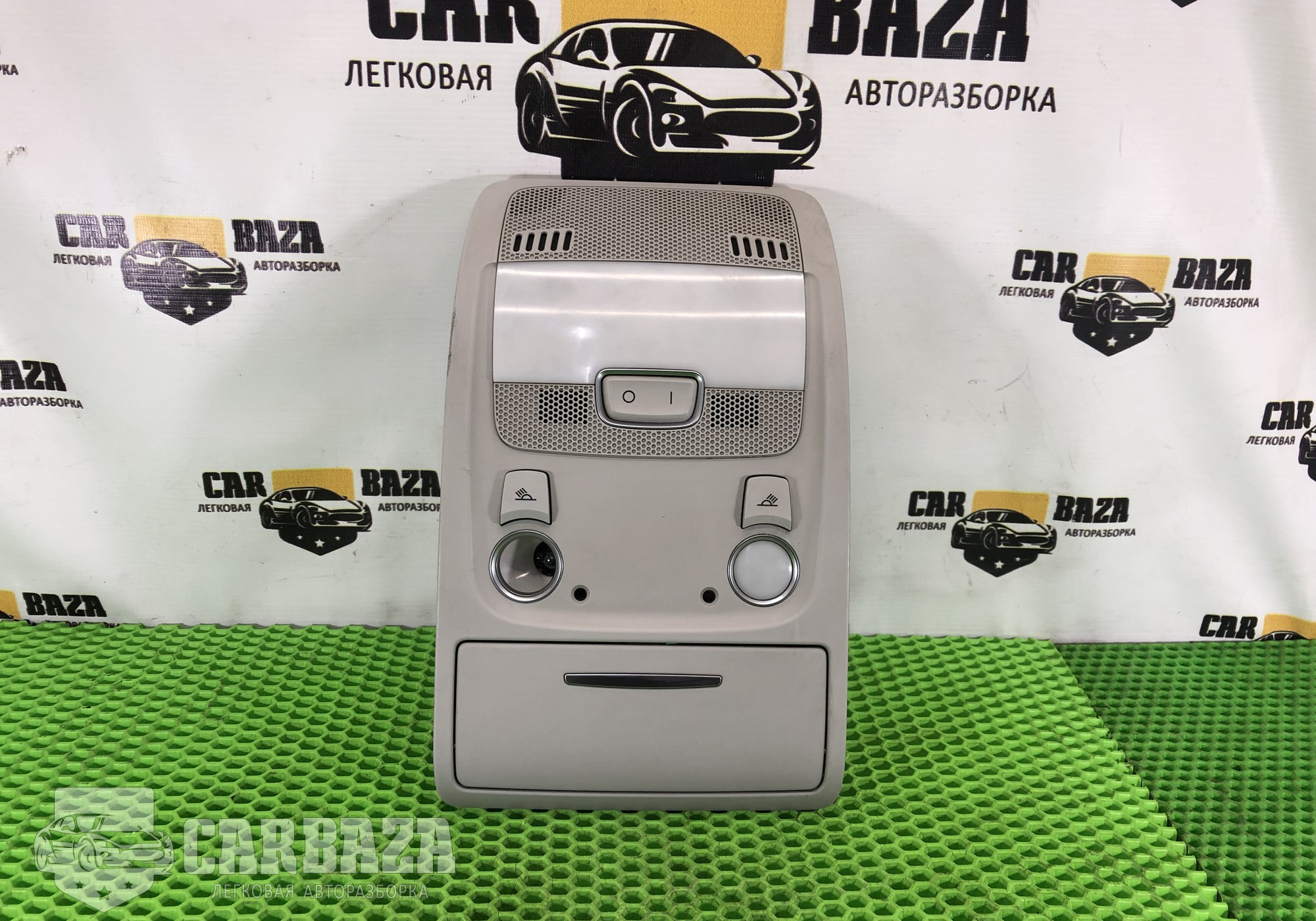 8T0947135B Плафон внутреннего освещения для Audi A4 B8 (с 2007 по 2015)