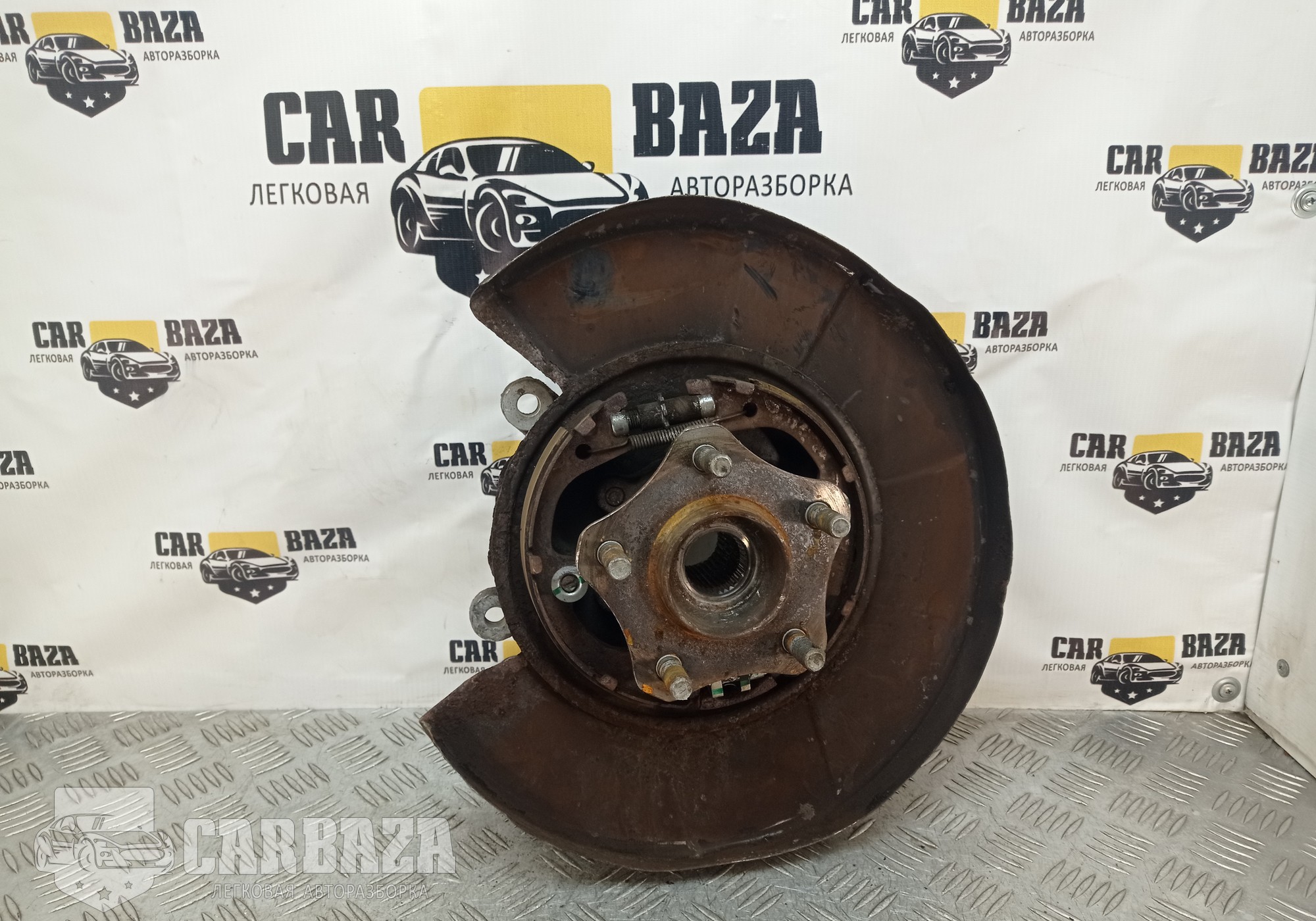 430191CA0B Кулак задний левый