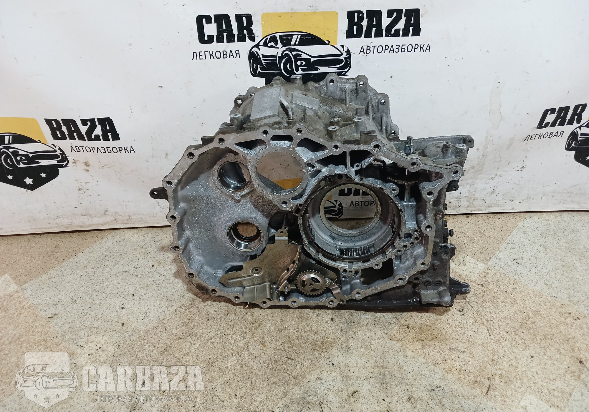 310201XF8E Корпус вариатора JF011E