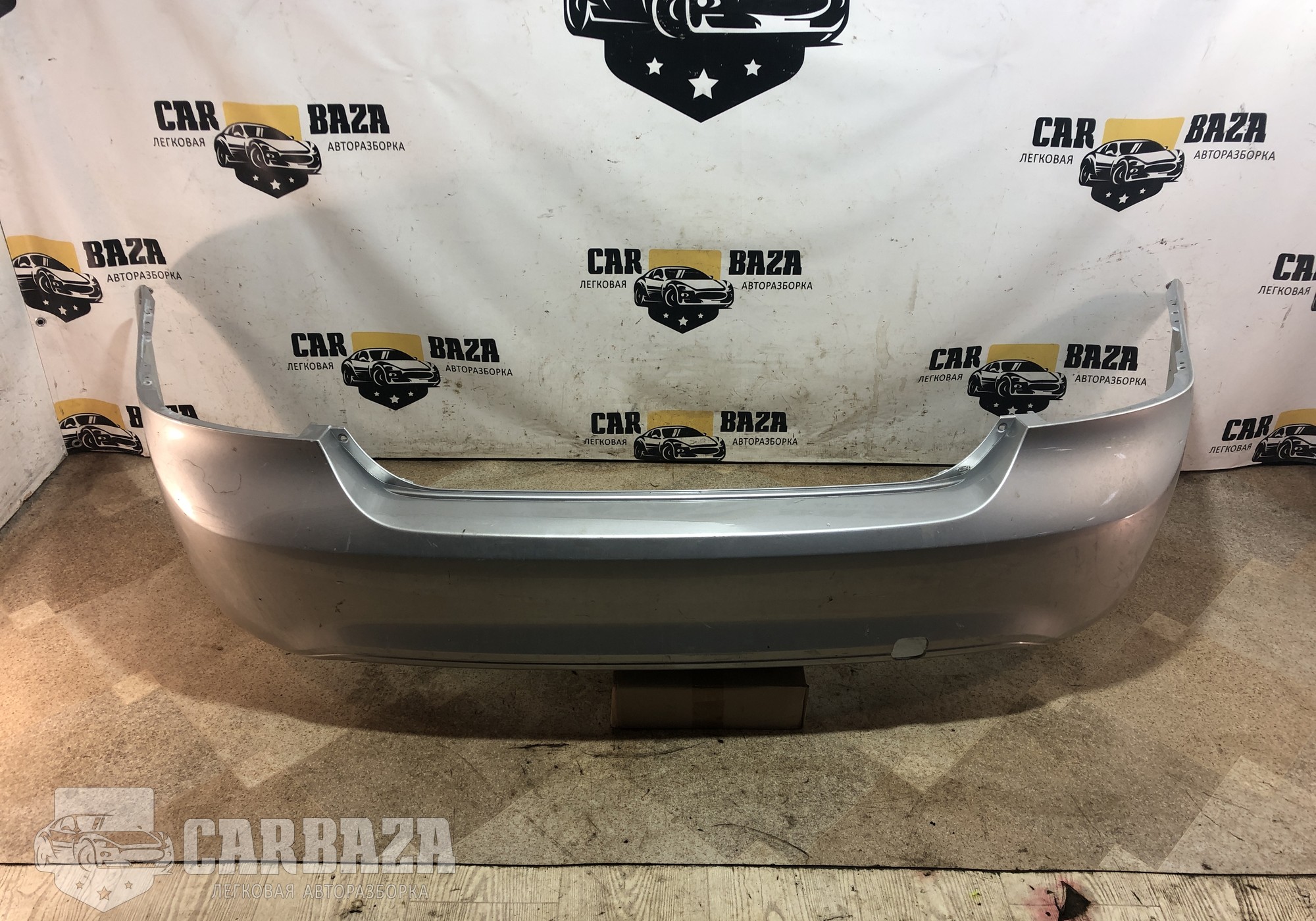 8M51F17906 Бампер задний для Ford Focus II (с 2004 по 2011)