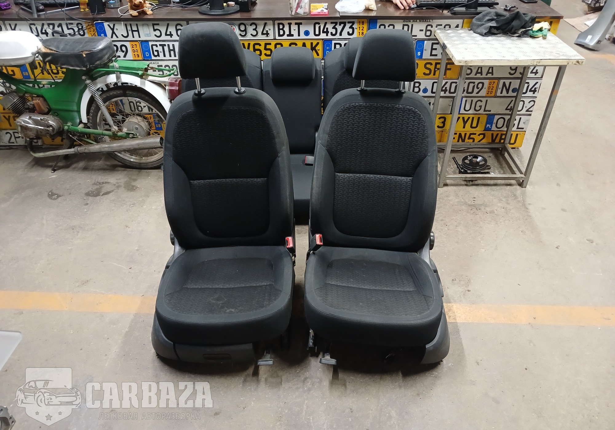 Комплект сидений для Skoda Yeti (с 2009 по 2018)