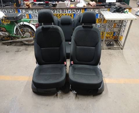 Комплект сидений для Skoda Yeti (с 2009 по 2018)