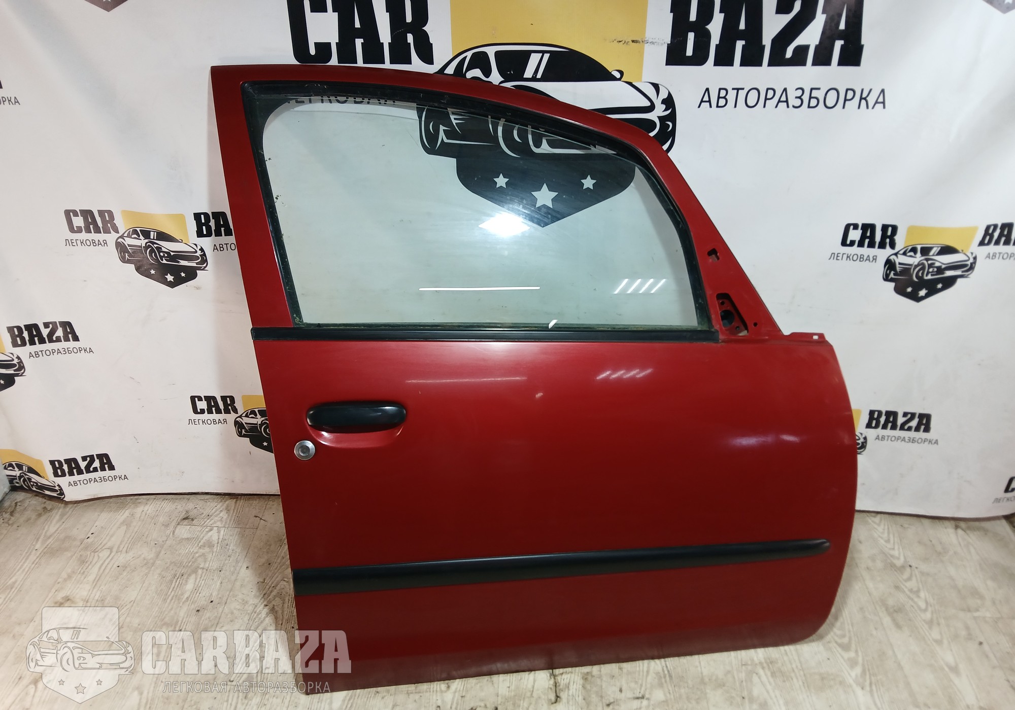 MN161884 Дверь передняя правая для Mitsubishi Colt VI (с 2002 по 2012)