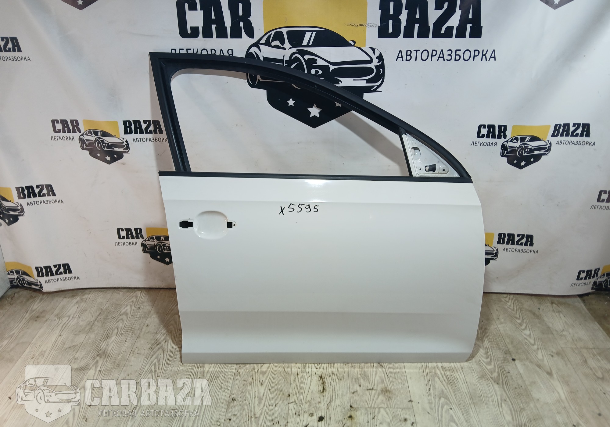 60U831056 Дверь передняя правая для Skoda Rapid I (с 2012 по 2020)