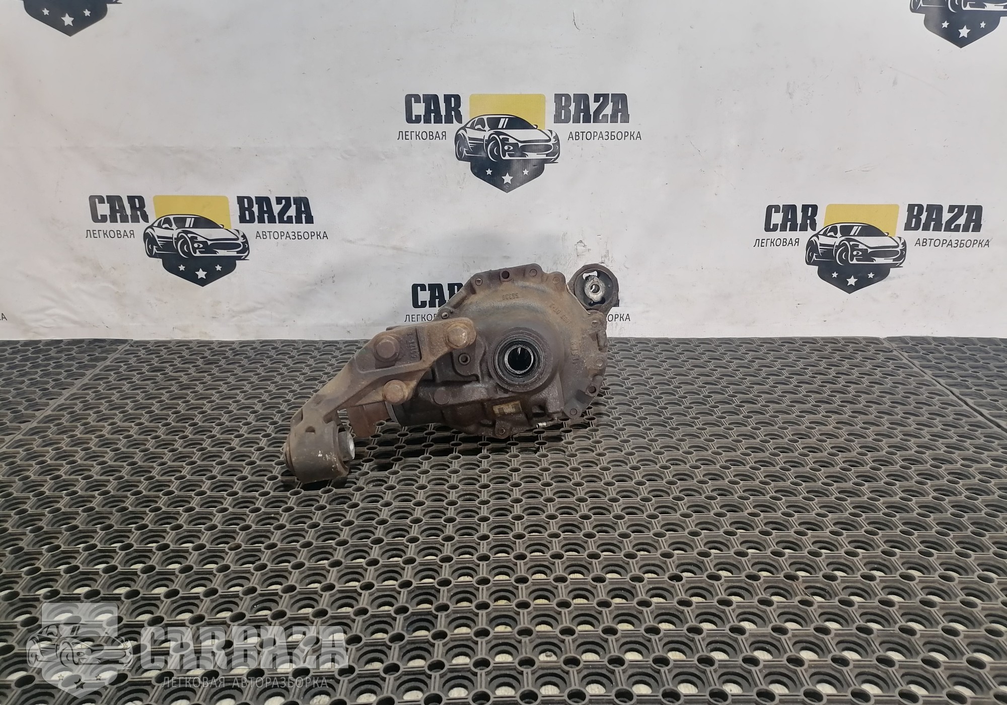 LR006011 Редуктор переднего моста L320 368DT 3.6 дизель для Land Rover Discovery