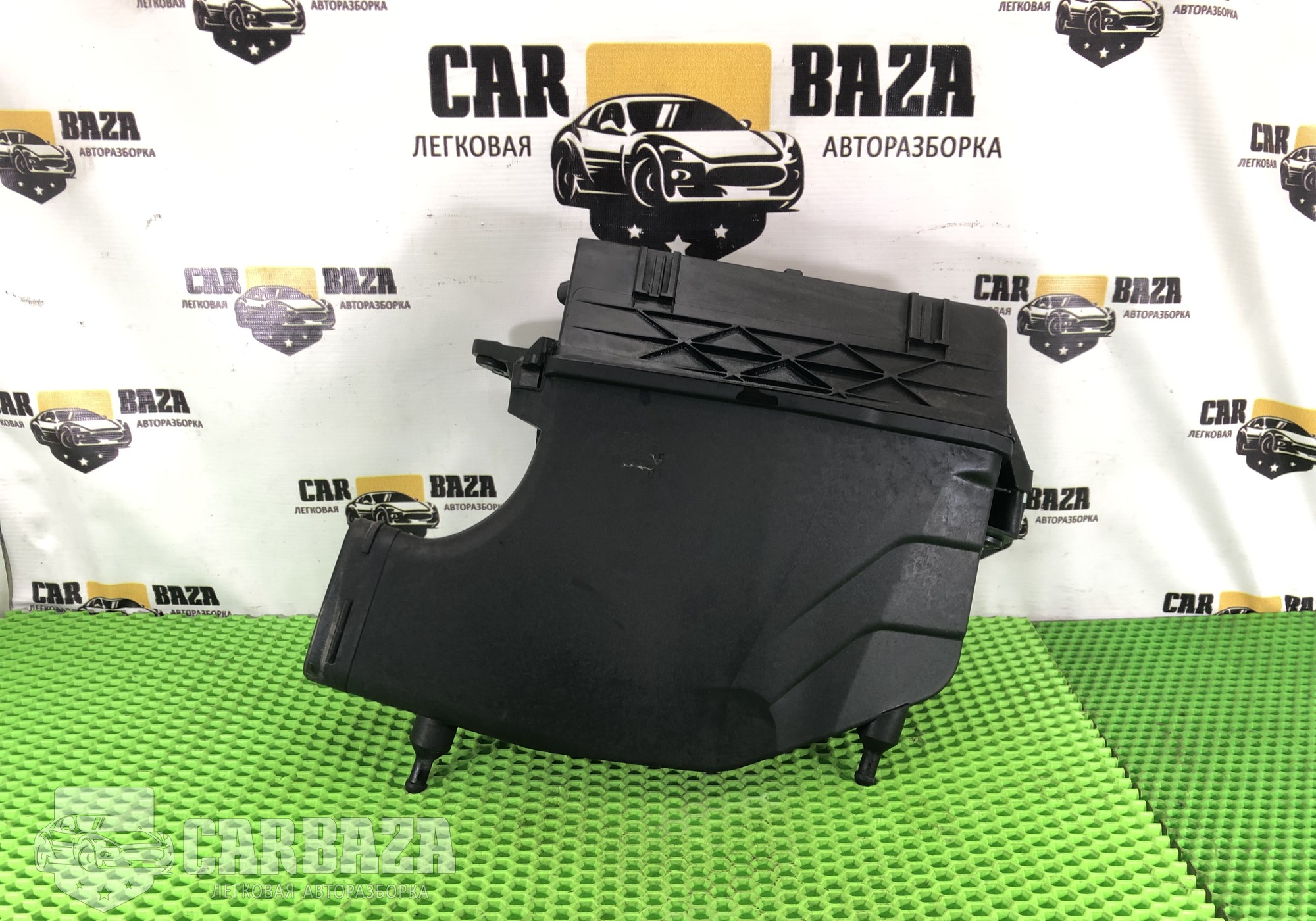 A6420903501 Корпус воздушного фильтра левый L для Mercedes-Benz CLS-class C218 (с 2010 по 2017)
