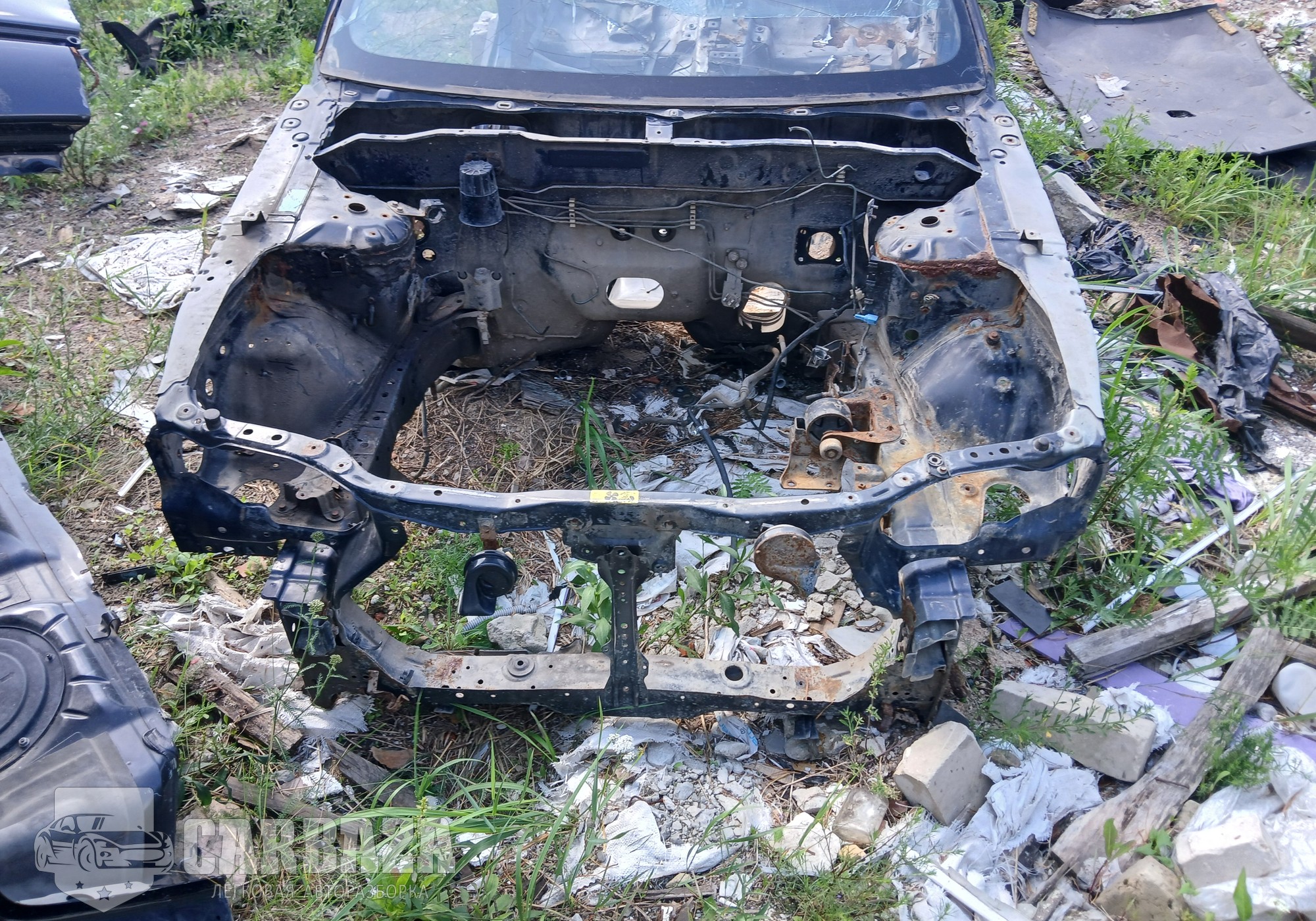 62500BN730 Панель передняя (телевизор) рест для Nissan Almera II (с 2000 по 2006)