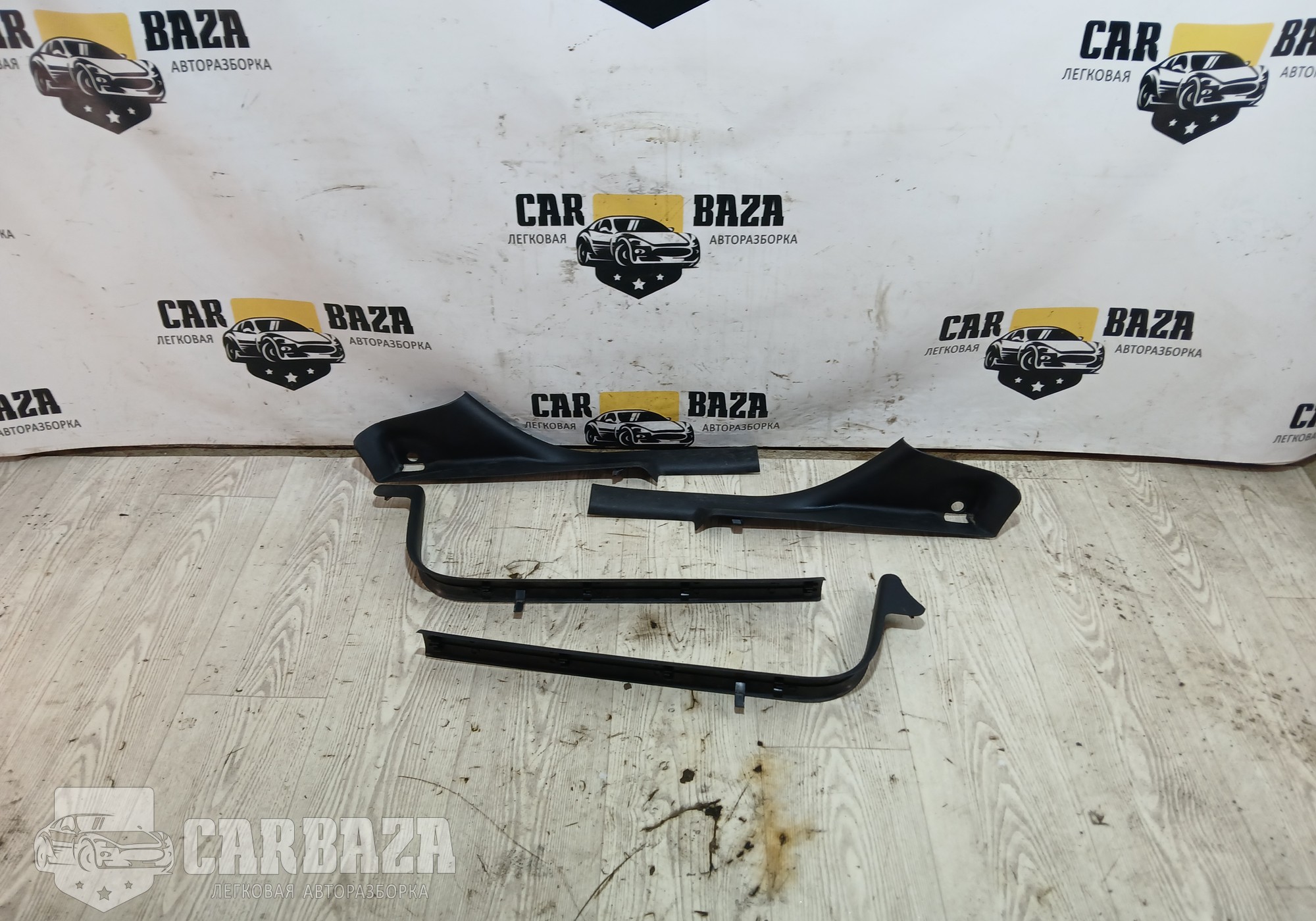 9636264377 Накладки на пороги SW для Peugeot 307 (с 2000)