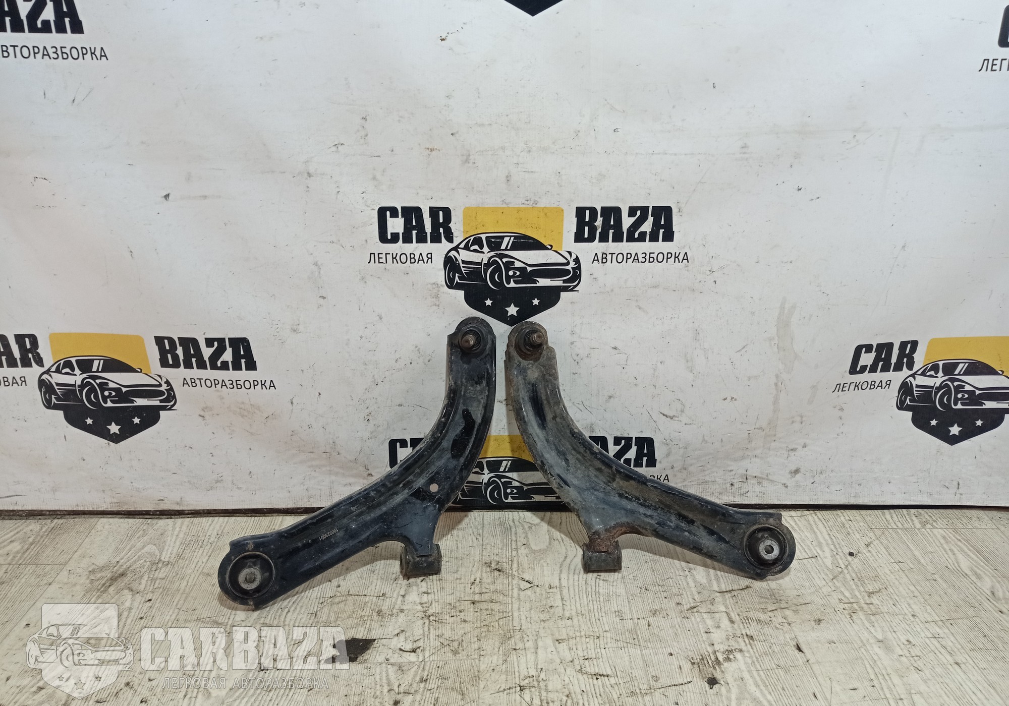 54501BC42A Рычаги подвески передние E11