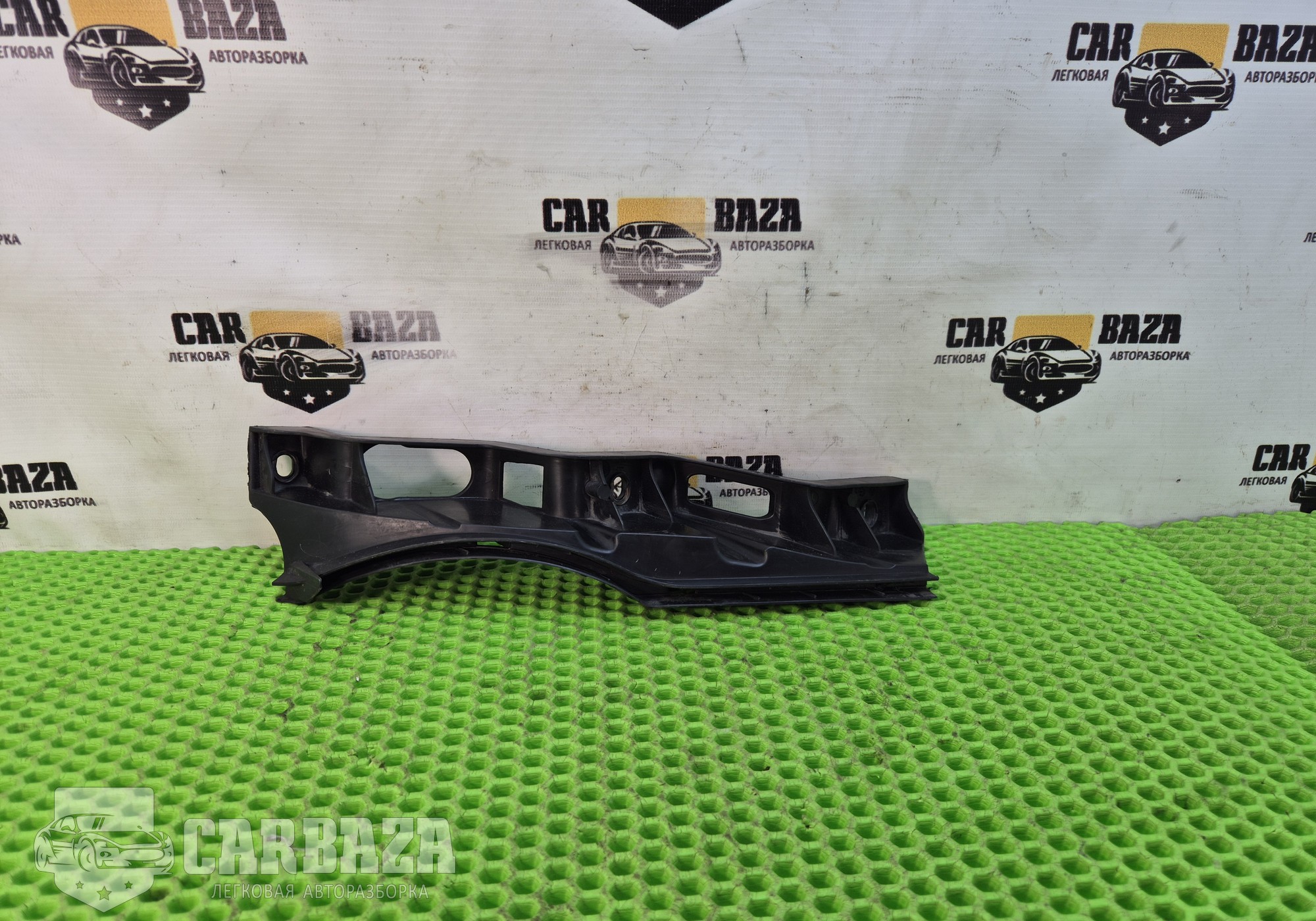 3C0807889A Кронштейн переднего бампера левый для Volkswagen Passat B6 (с 2005 по 2011)