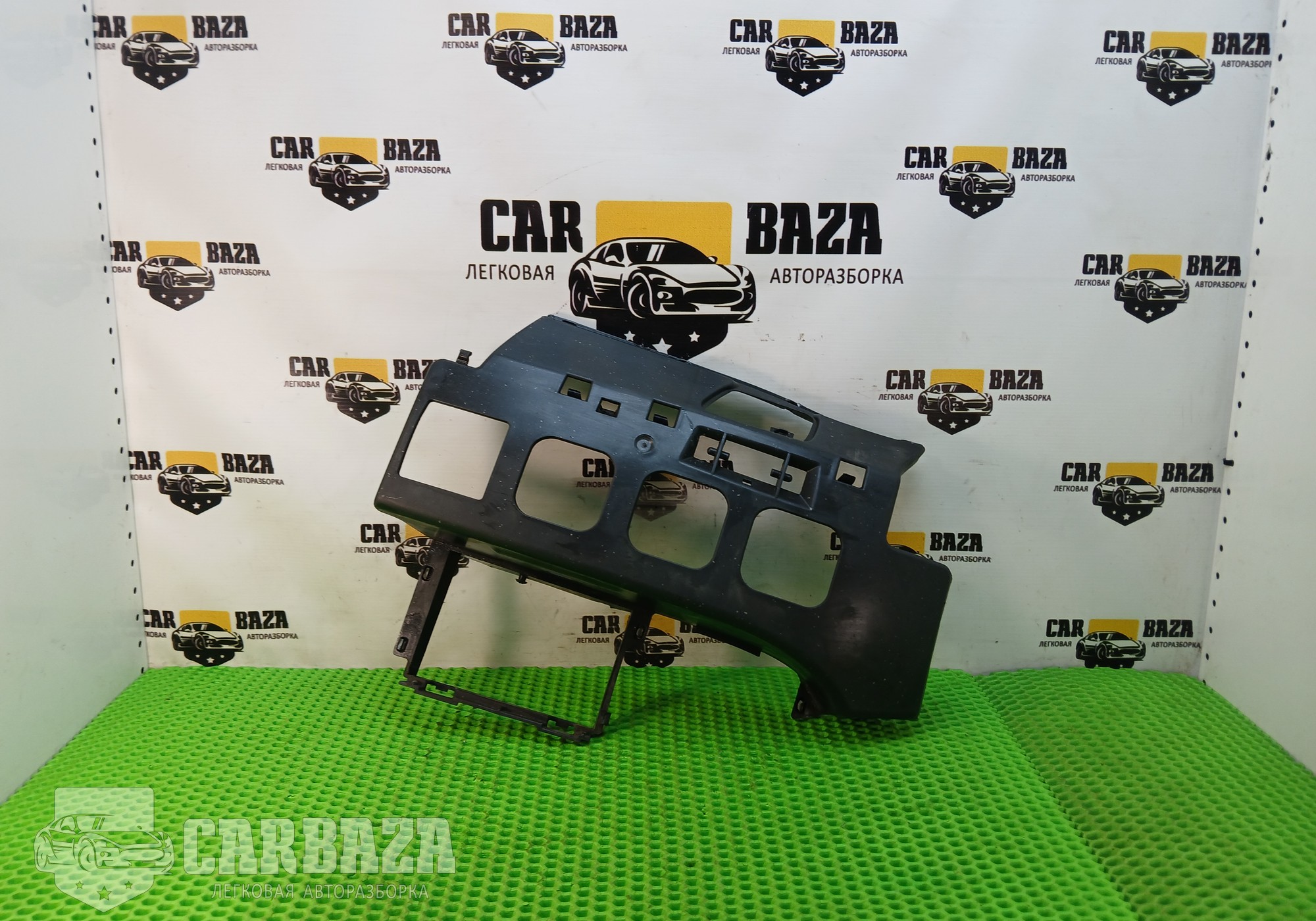 51117033697 Кронштейн переднего бампера левый для BMW 5 E60/E61 (с 2004 по 2010)