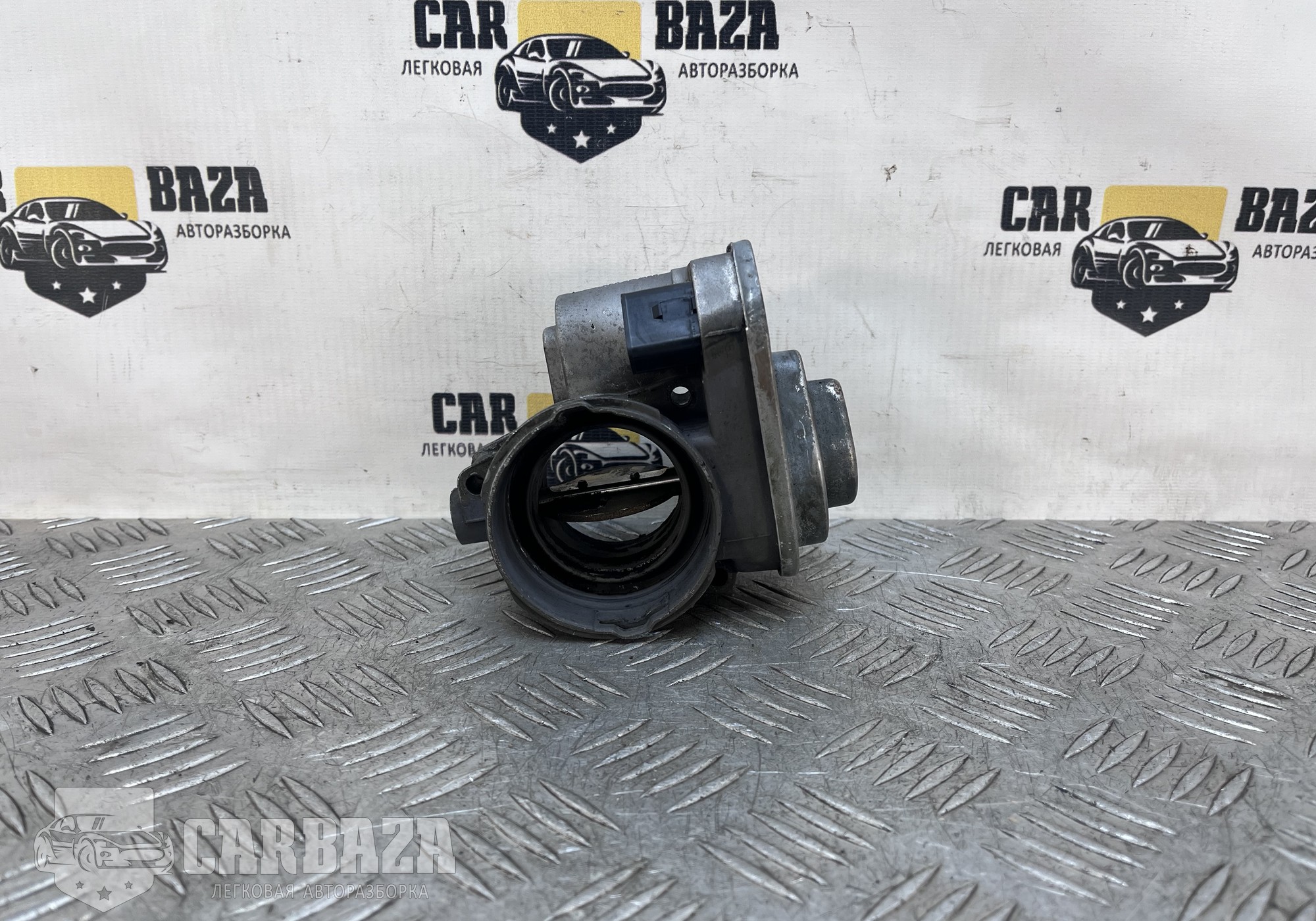 038128063G Заслонка дроссельная для Audi A3