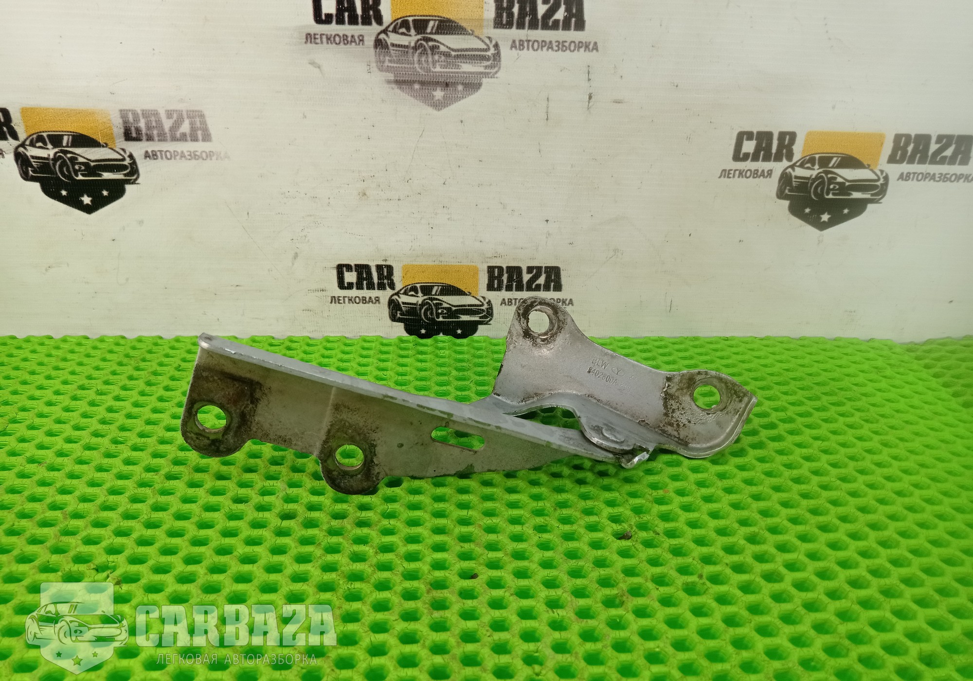 8402800AK00 Петля капота правая для Great Wall Hover H3 (с 2009 по 2016)