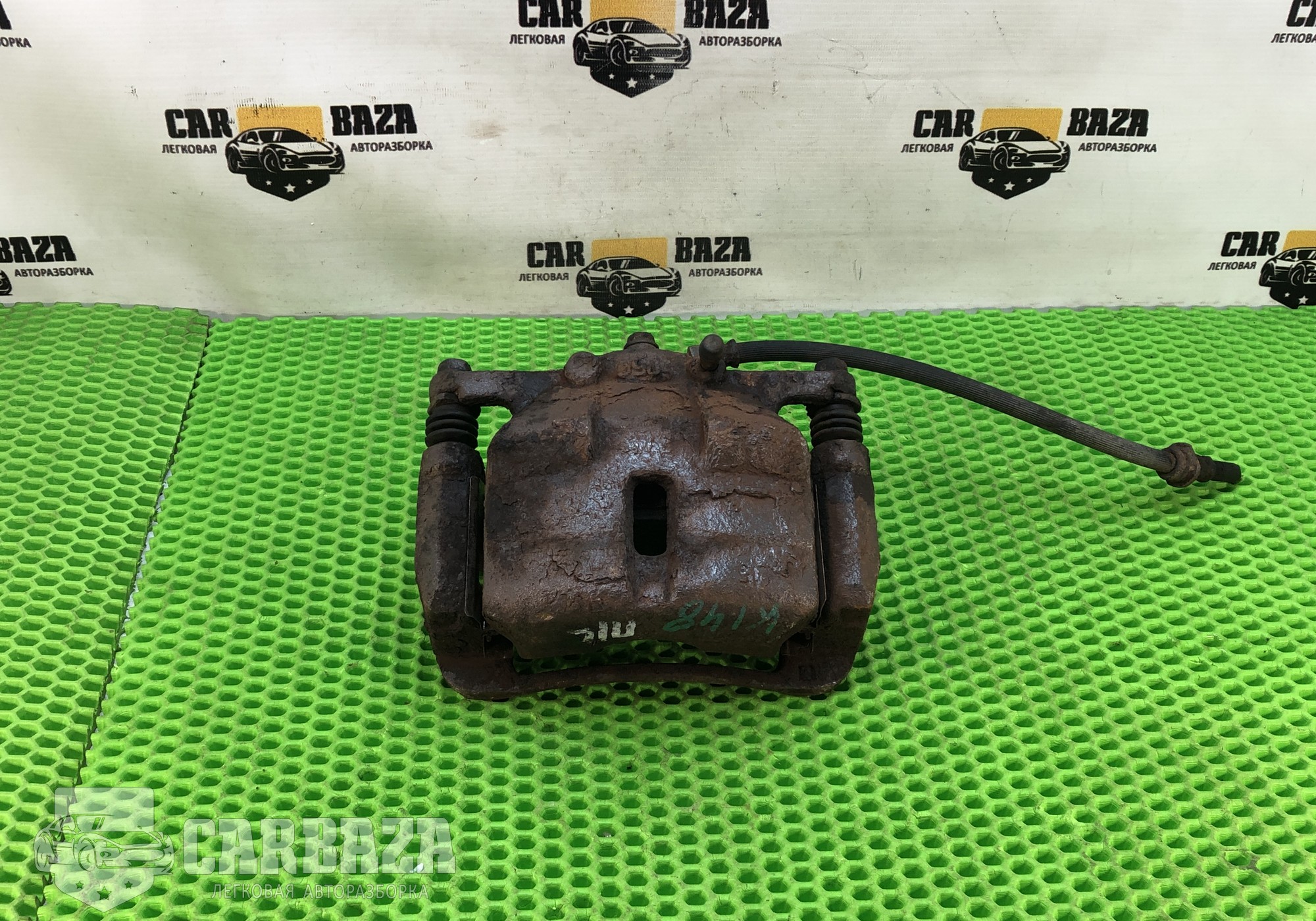 41011JD00A Суппорт передний правый L для Nissan Qashqai