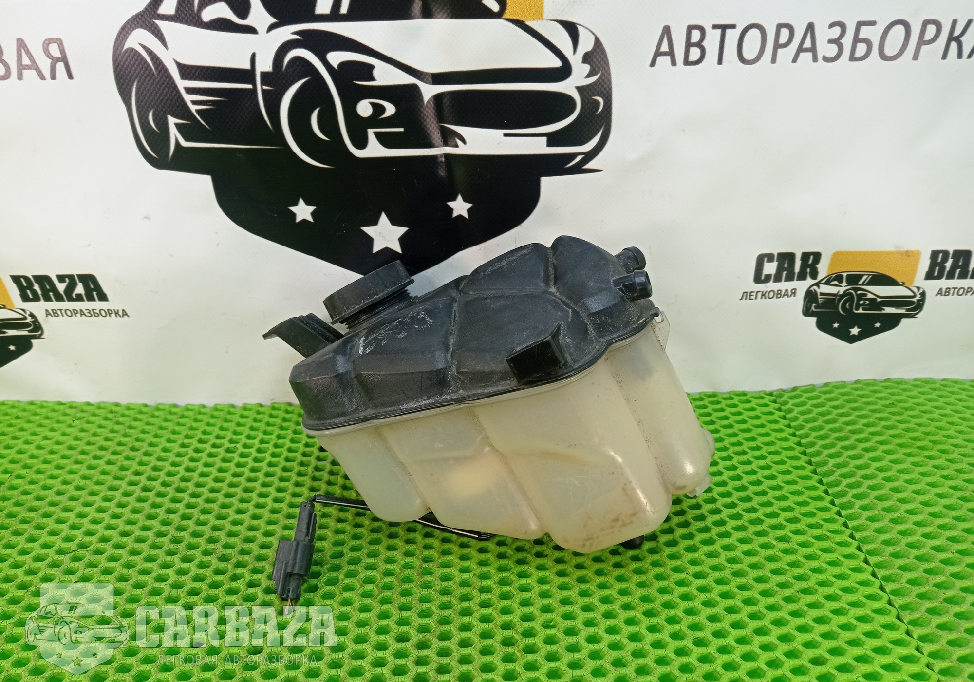 BJ328K218 Бачок расширительный