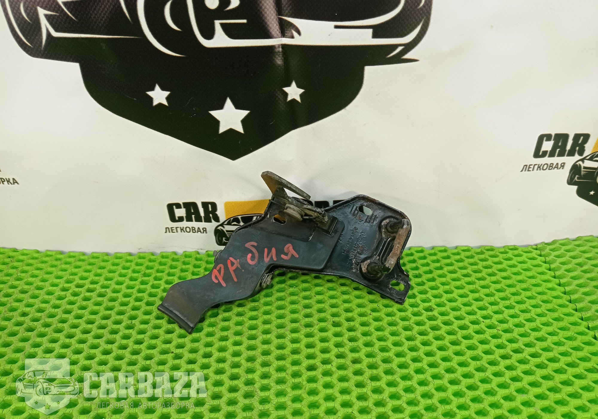 5J0823480B Крюк капота