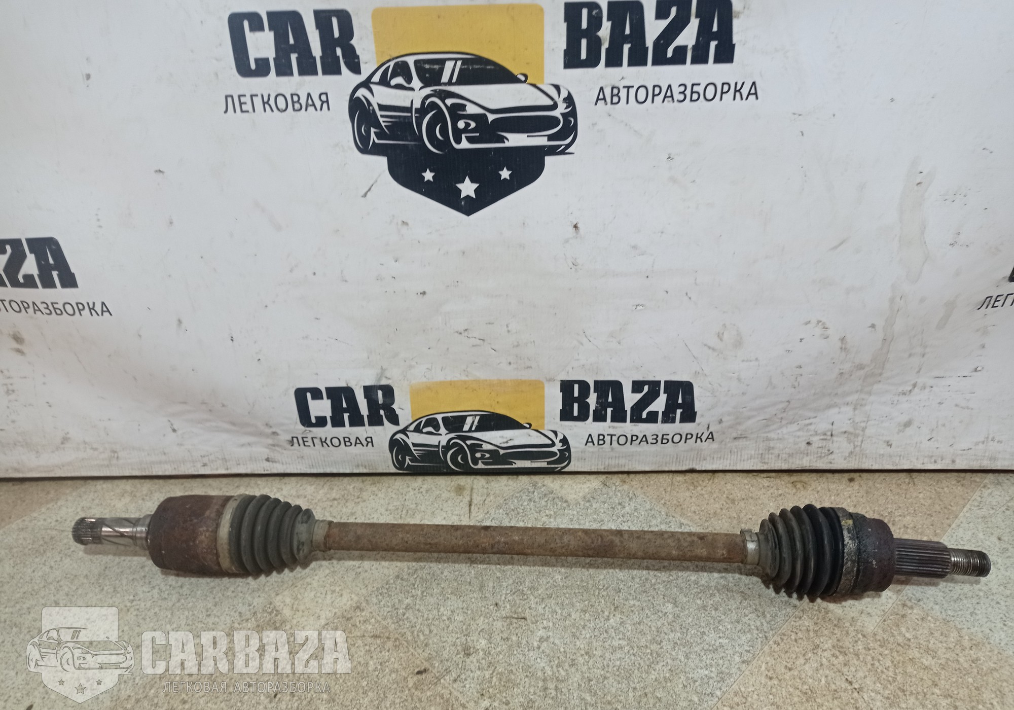 LR024763 Полуось (привод) задний для Land Rover Range Rover Evoque (с 2011)