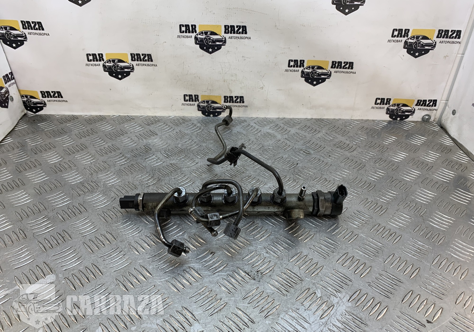 LR001321 Рейка топливная (рампа) 2.2 Дизель 224DT для Land Rover Freelander II (с 2006 по 2014)