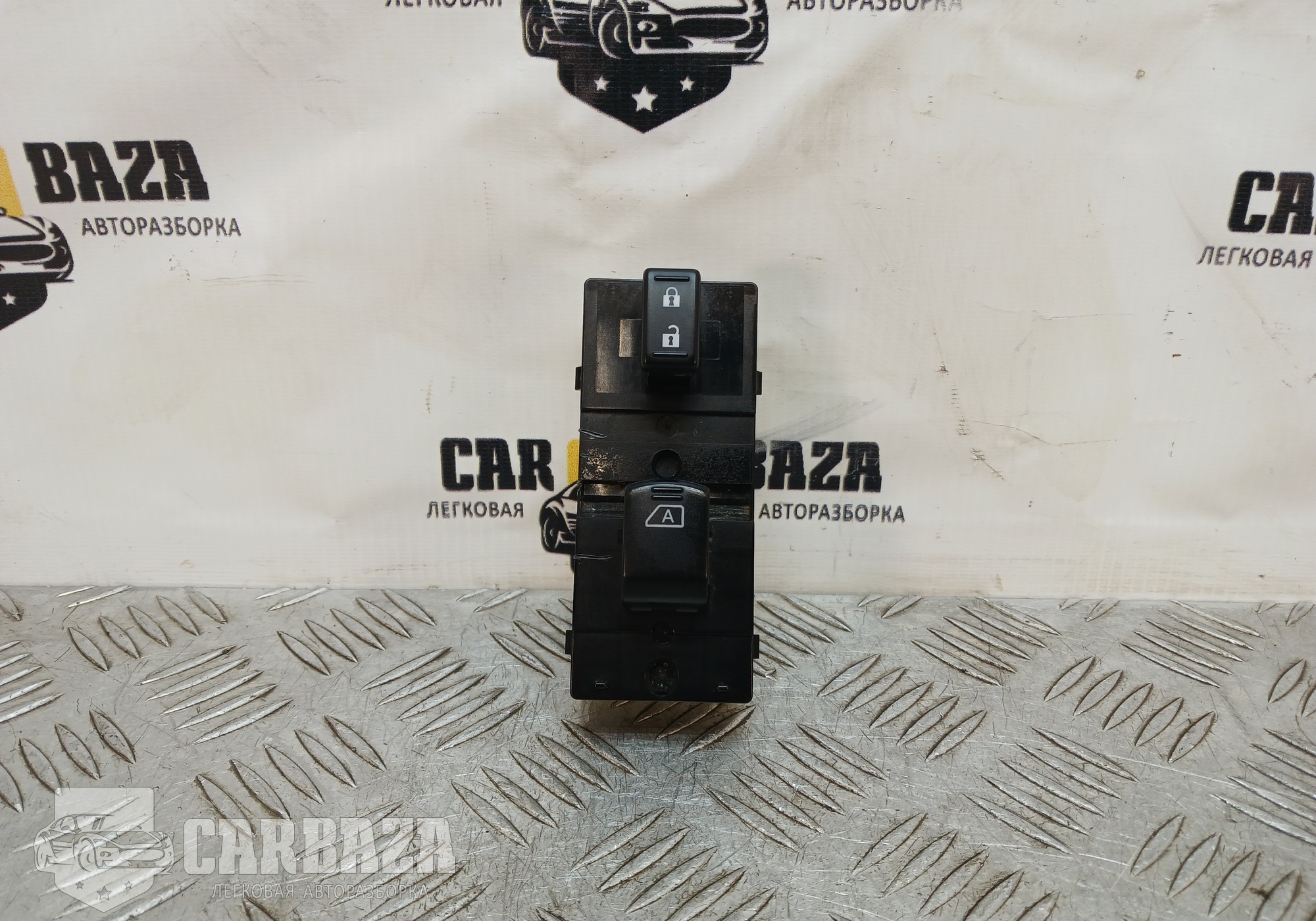 254111BN0A Кнопка стеклоподъемника