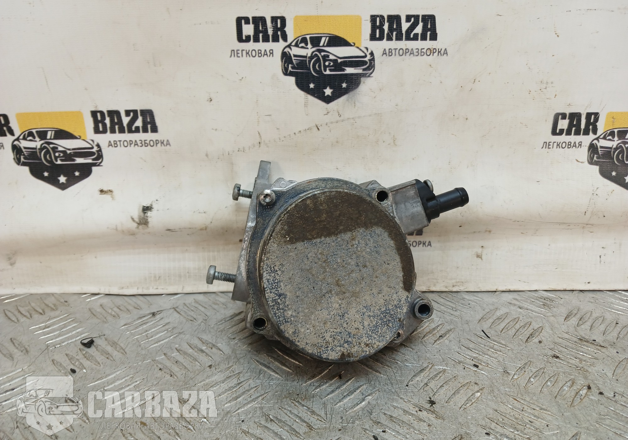 06H145100AB Насос вакуумный CDA 1.8 л. TSI бензин