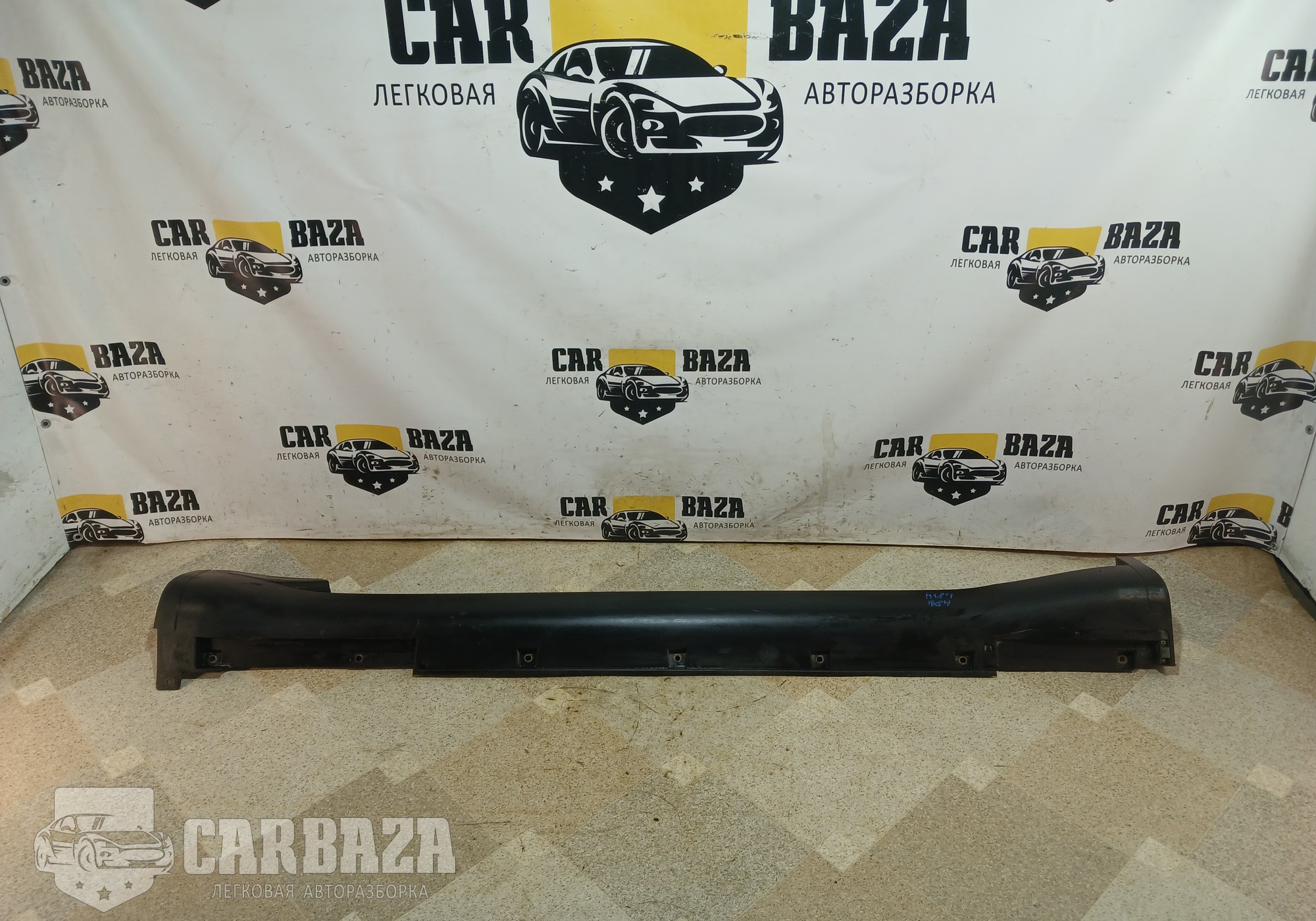 768511CA0A Накладка на порог левая