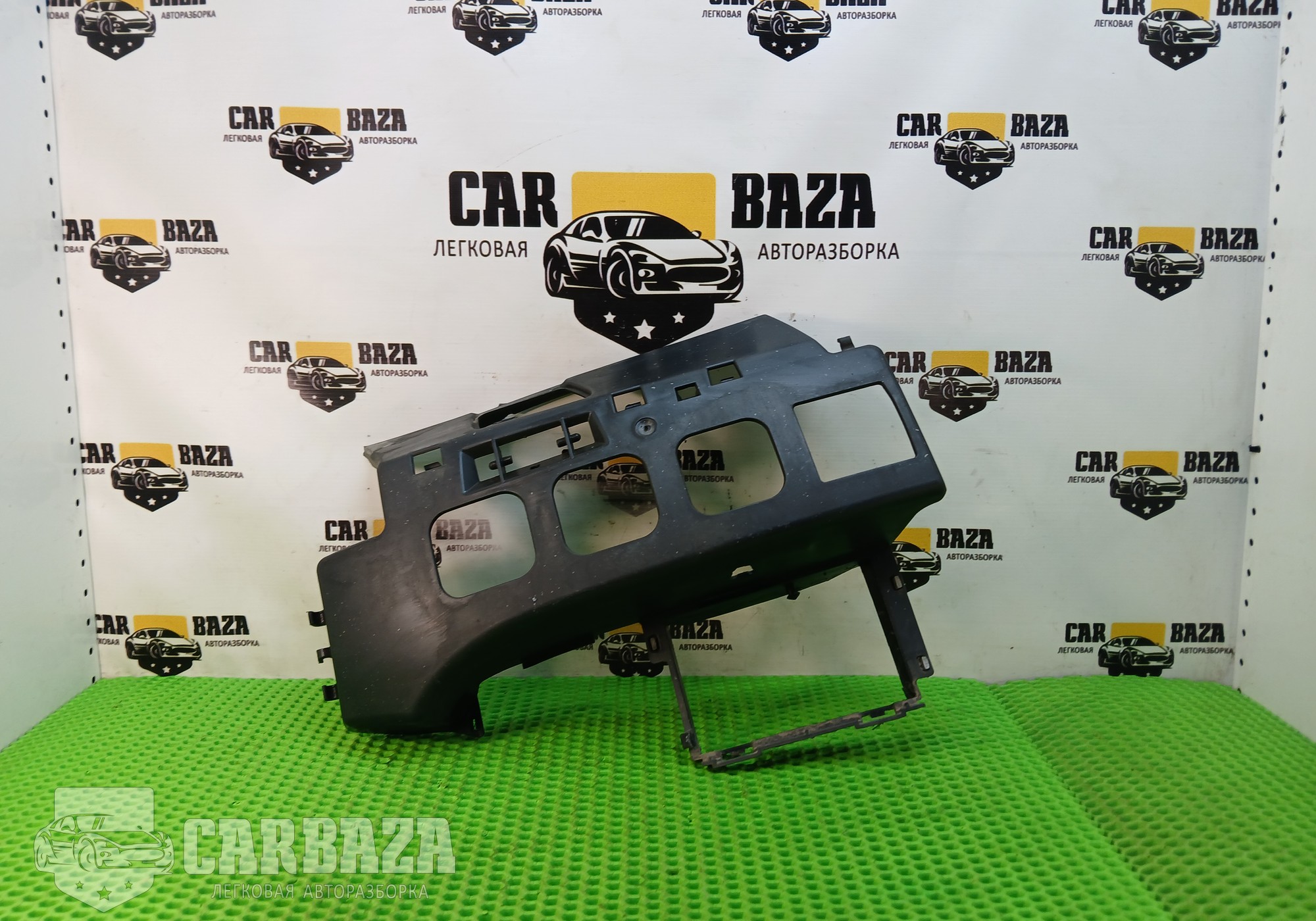 51117033698 Кронштейн переднего бампера правый для BMW 5 E60/E61 (с 2004 по 2010)
