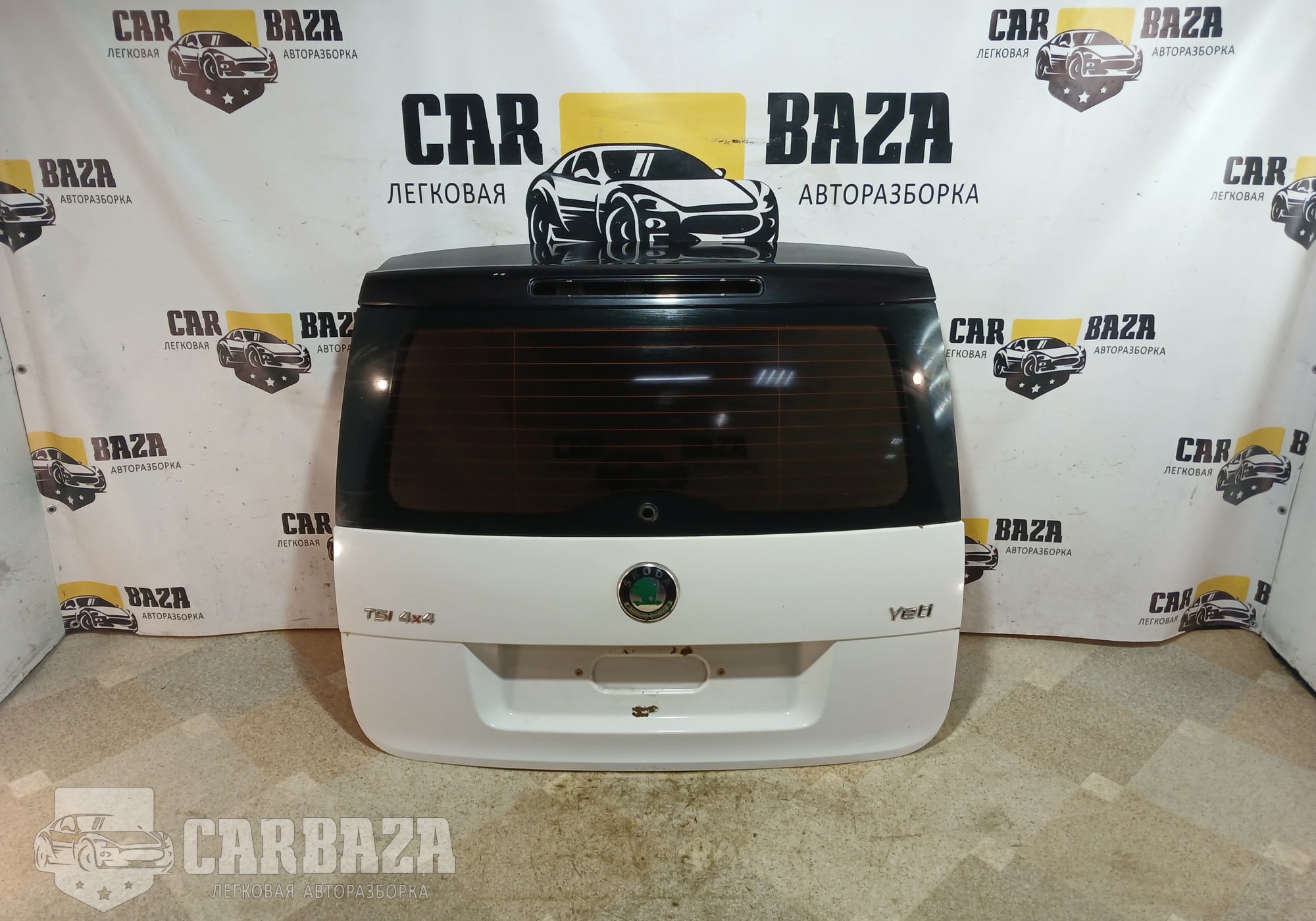 5L6827025D Крышка багажника Дорест. для Skoda Yeti (с 2009 по 2018)