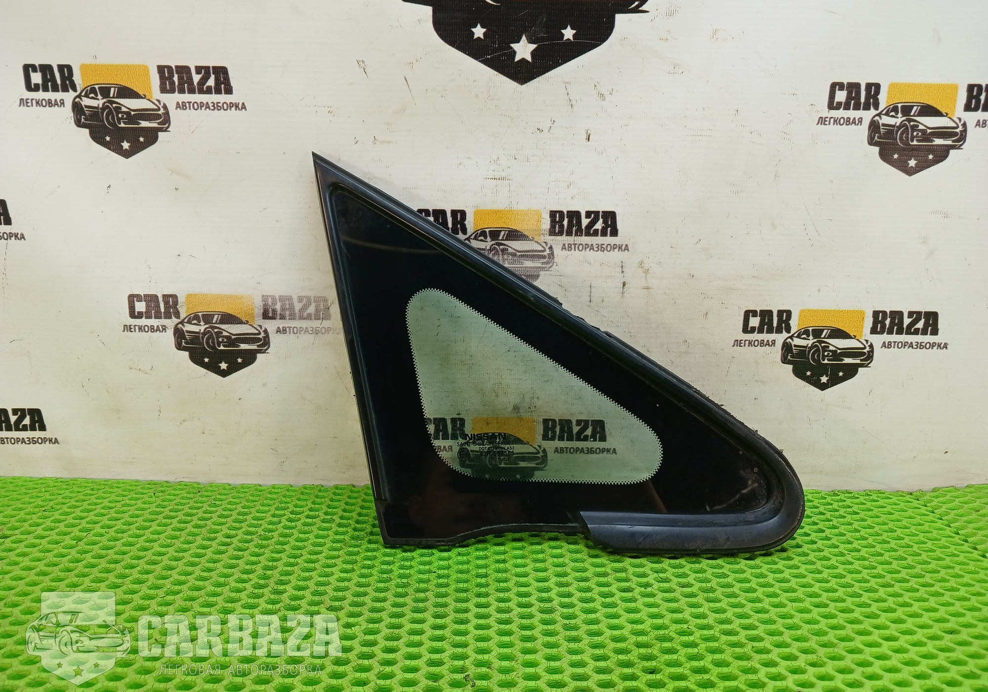 76820ED900 Стекло кузовное переднее правое С11 для Nissan Tiida I (с 2004 по 2014)