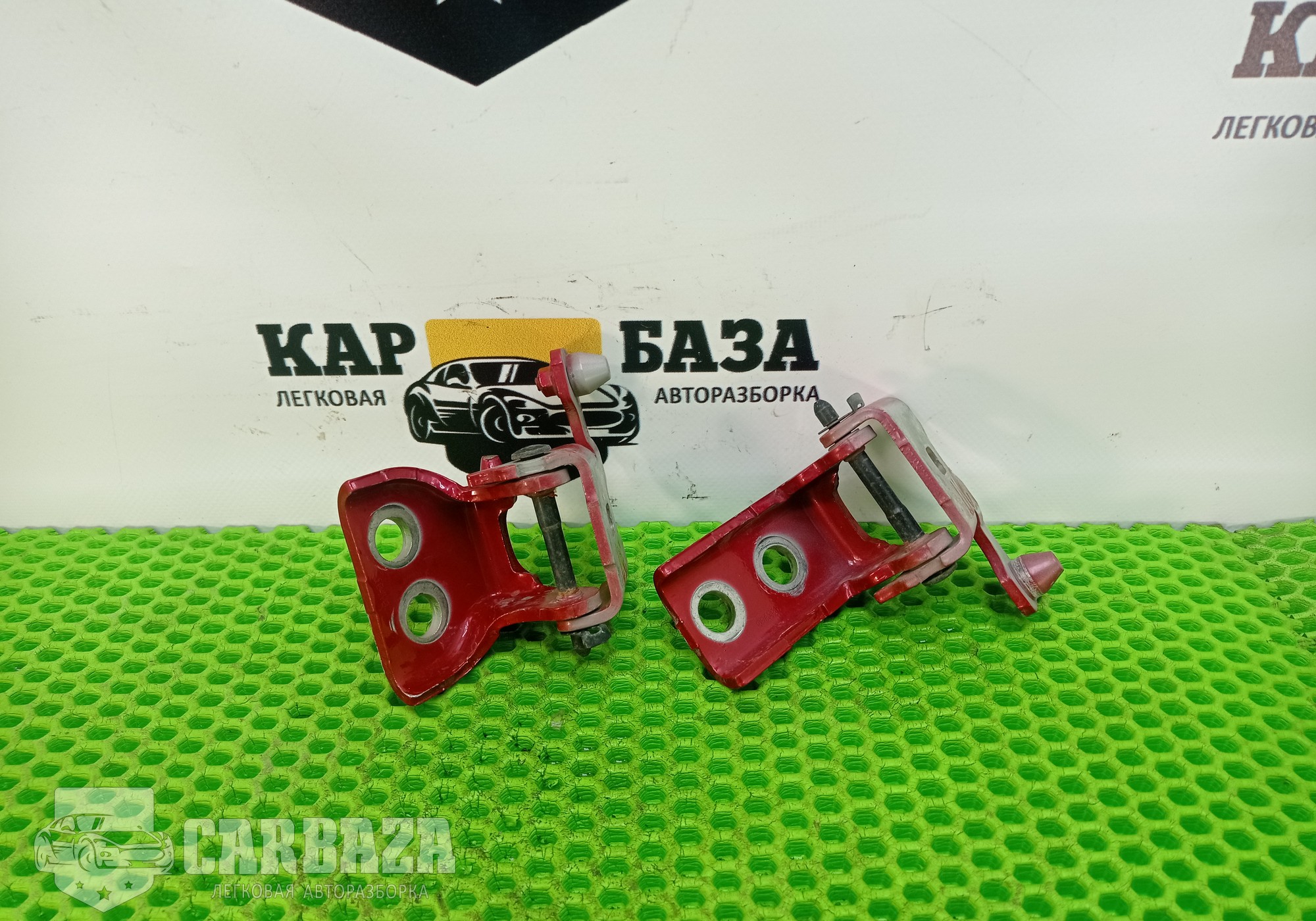 9035Y3 Петли задней правой двери