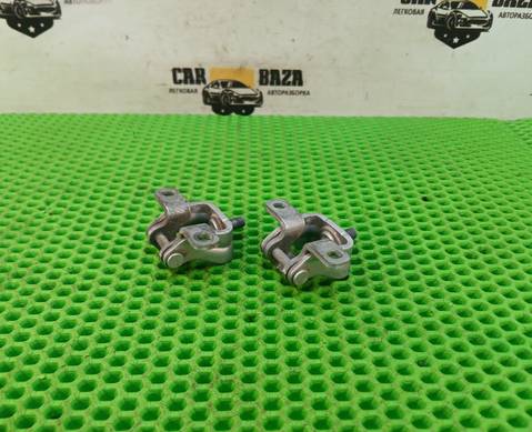 5N0827301 Петли крышки багажника (комплект) для Volkswagen Tiguan I (с 2007 по 2017)