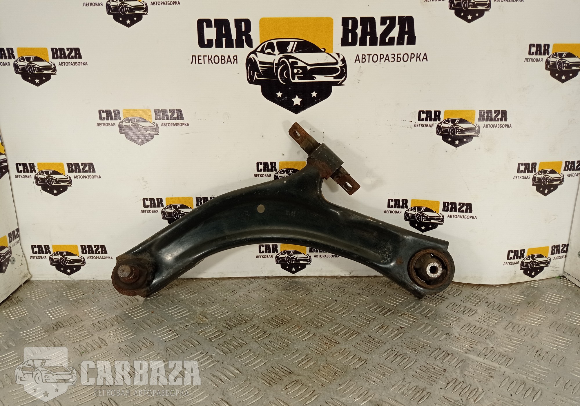 54501JG000 Рычаг передней подвески нижний левый L для Nissan Qashqai J10 (с 2006 по 2013)