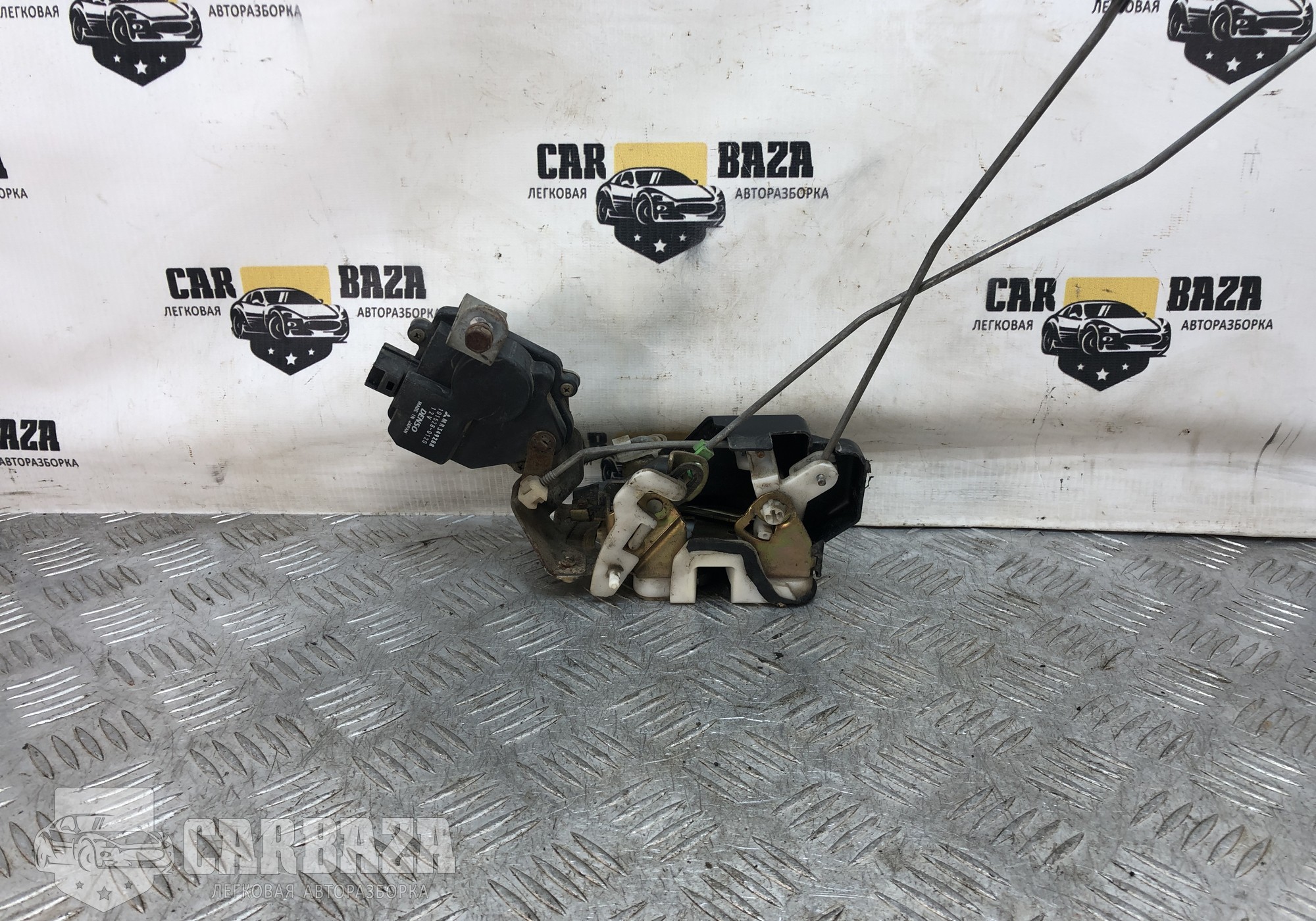 MR970622 Замок двери задней правой для Mitsubishi Outlander I (с 2002 по 2008)