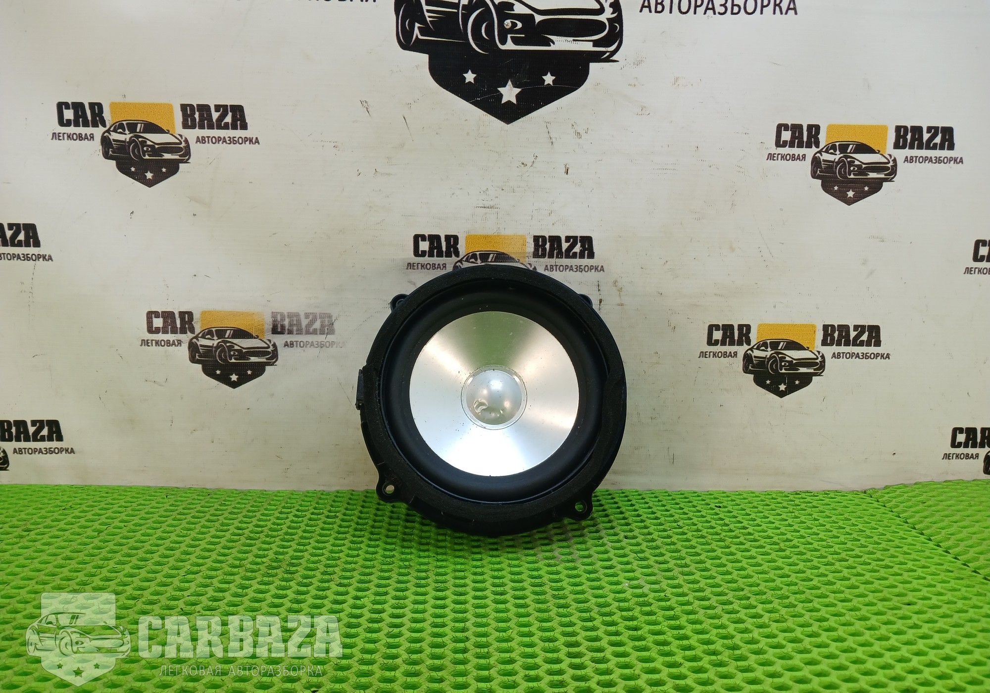 5H2270451NB Динамик задней двери Harman Kardon