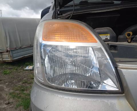 921024A600 Фара правая передняя для Hyundai Starex (с 1996 по 2007)