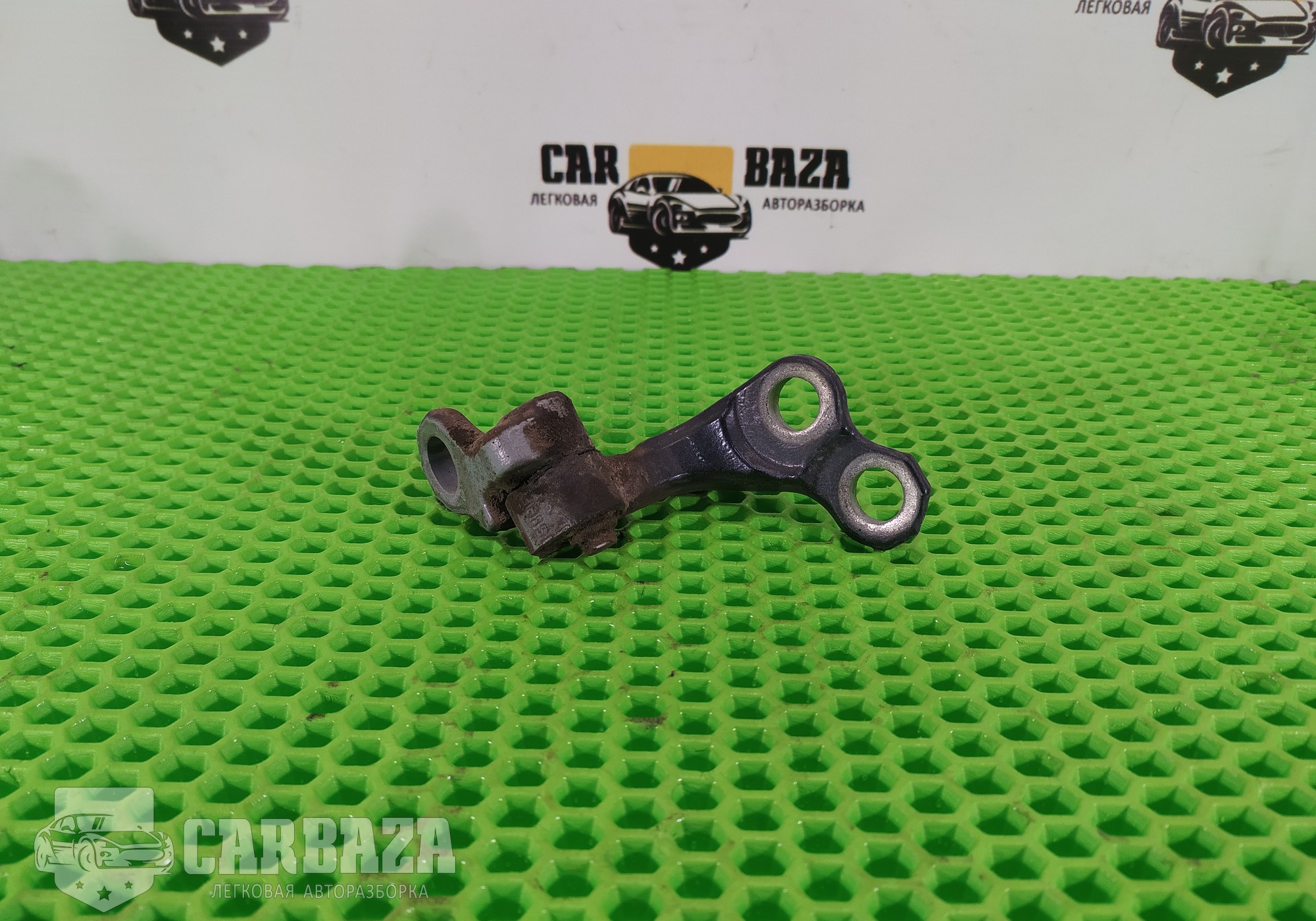 3M51R26800AH Петля двери задней правой верхняя R для Ford
